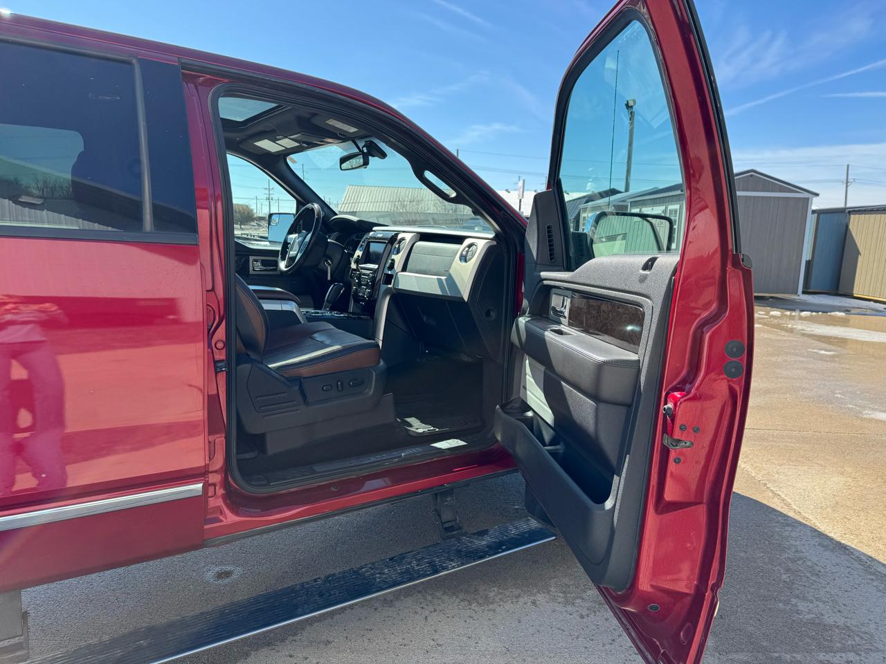 Ford F-150 4WD SuperCrew 145" Platinum 2013