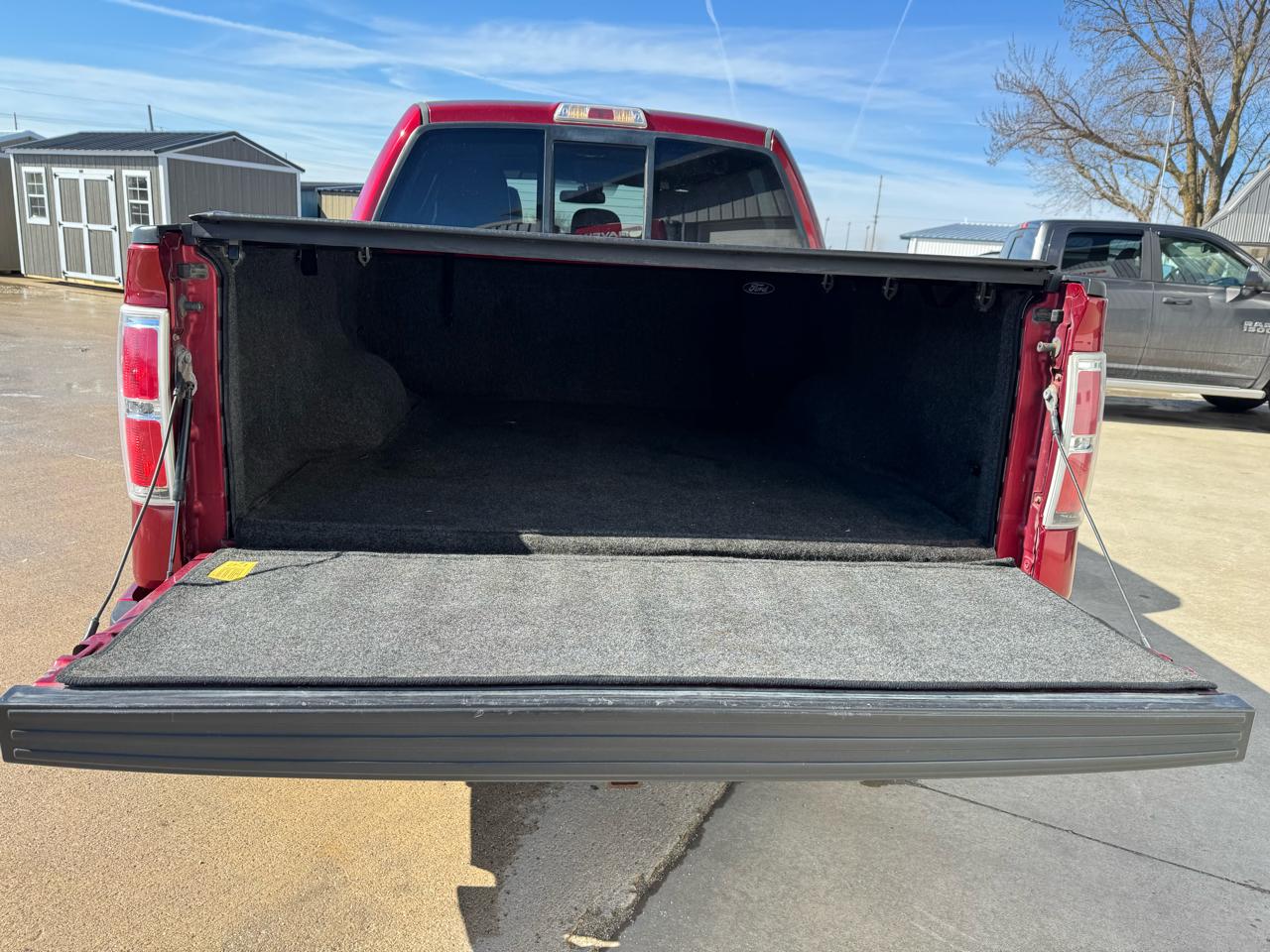 Ford F-150 4WD SuperCrew 145" Platinum 2013