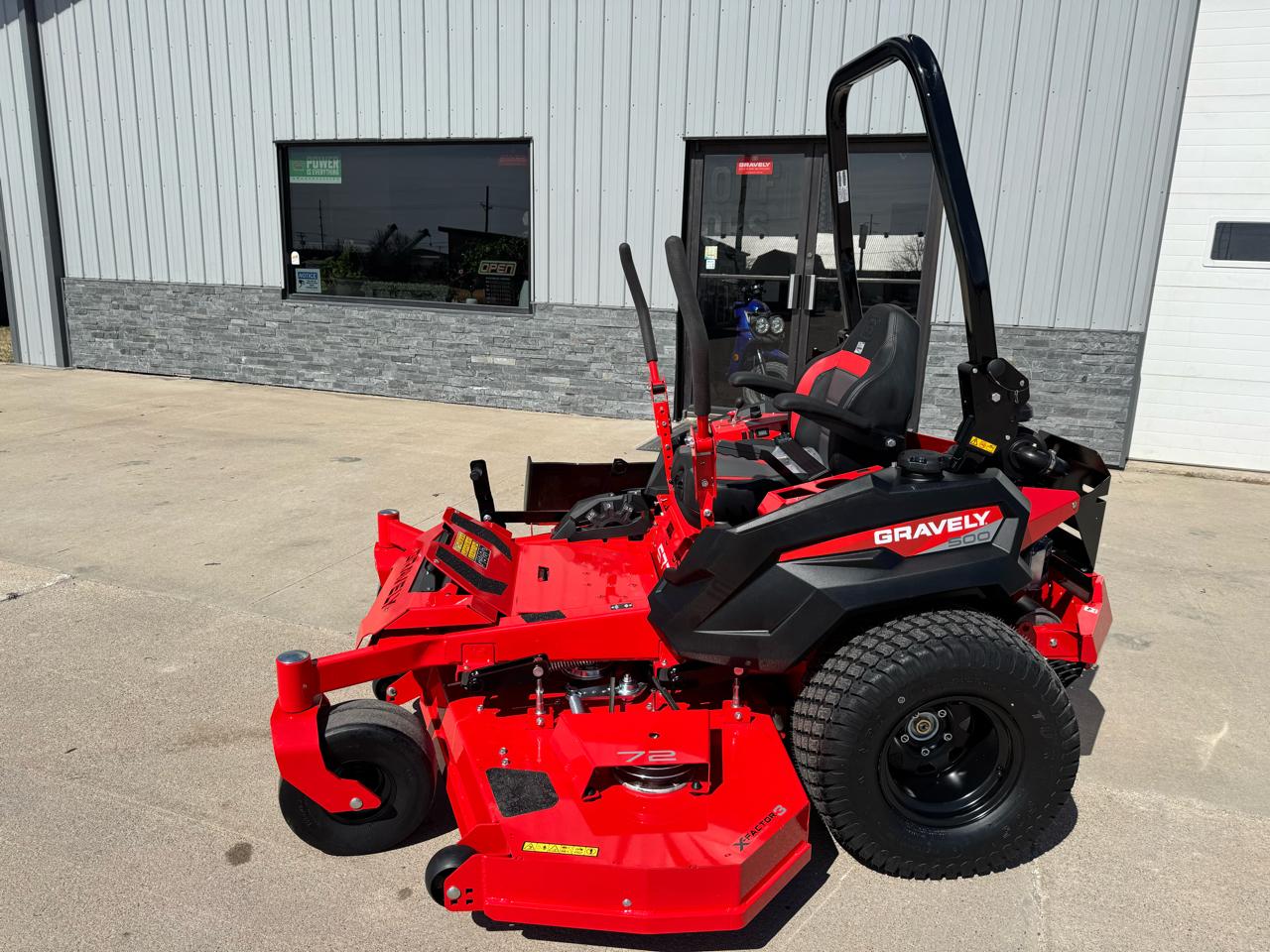 Gravely Pro-Turn  2026