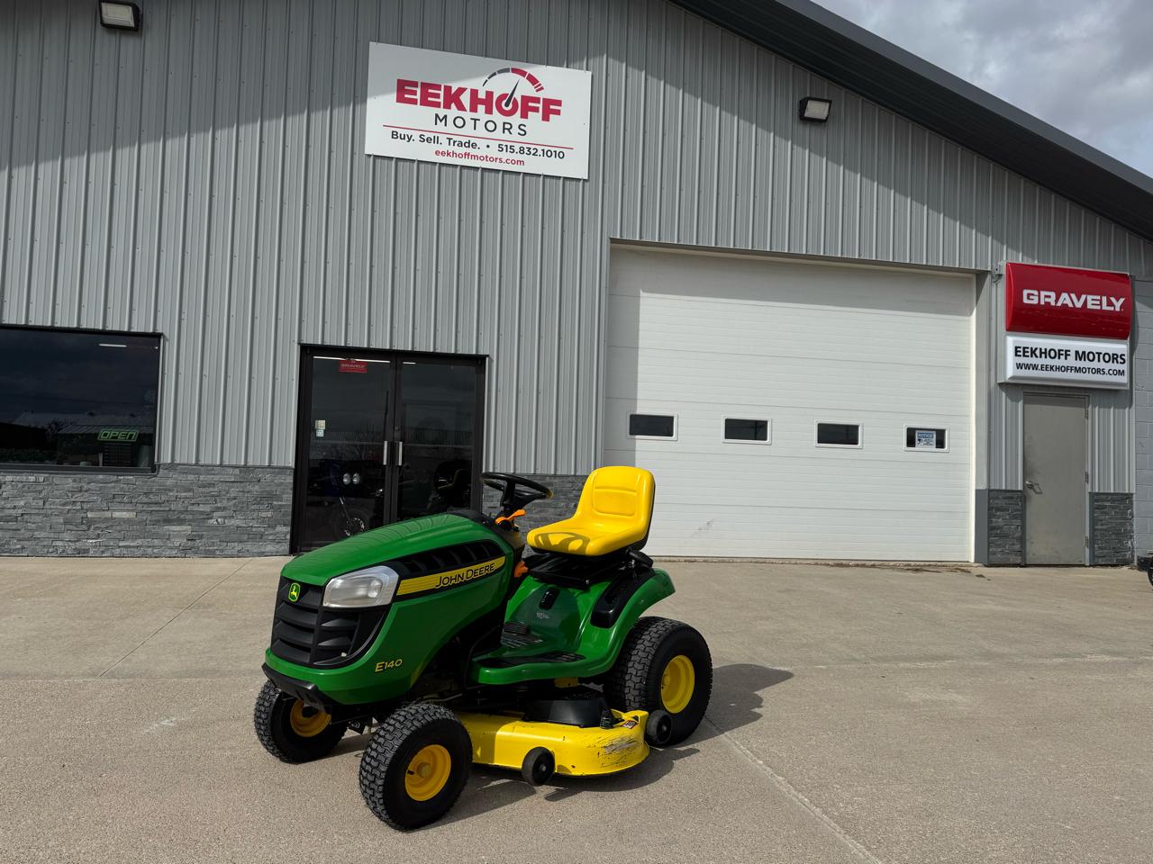 2018 John Deere Tractor E-140 48" Deck