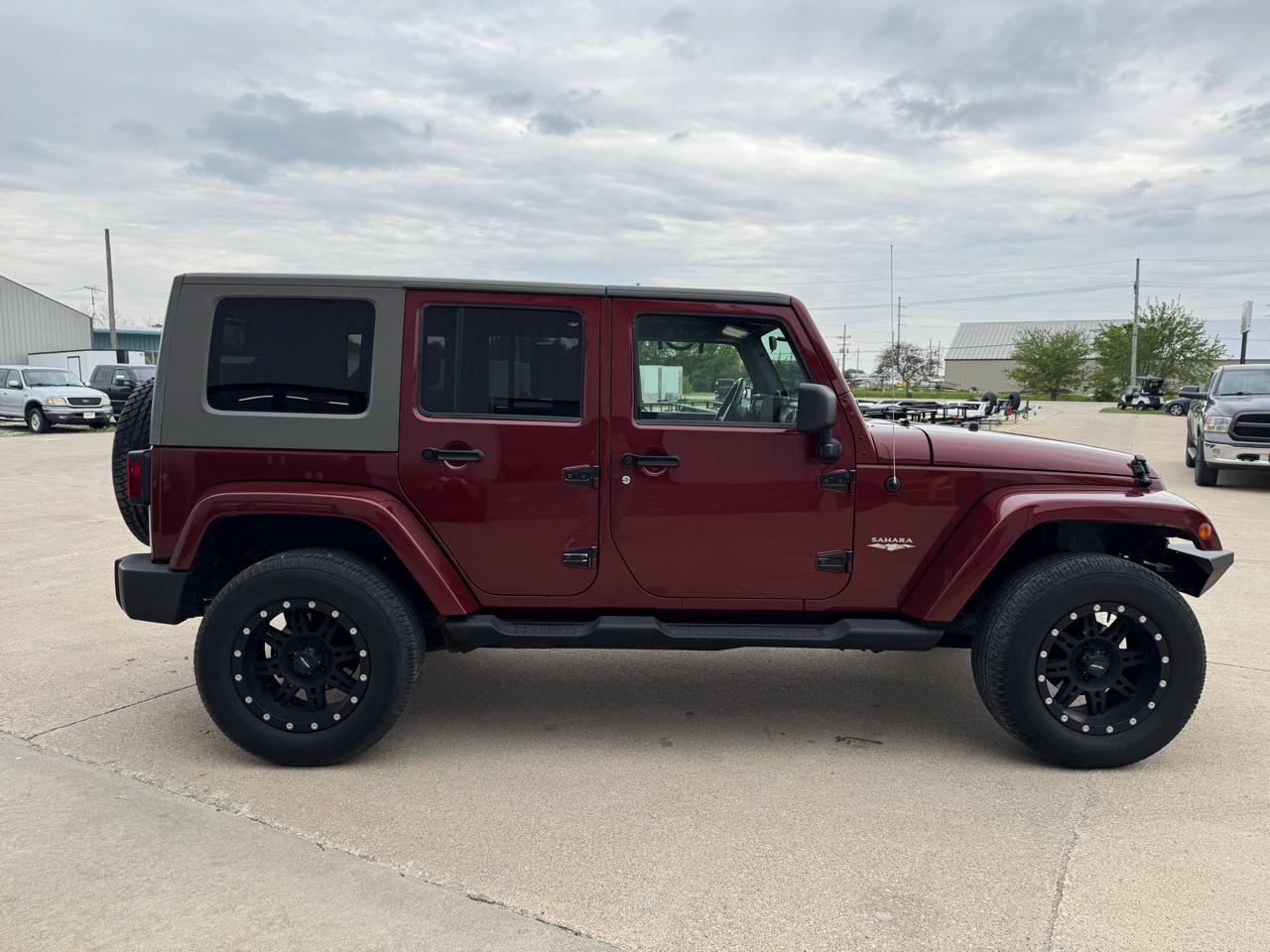Jeep Wrangler 4WD 4dr Unlimited Sahara 2008