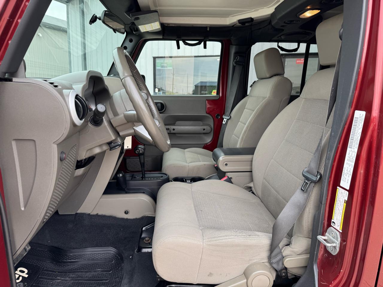Jeep Wrangler 4WD 4dr Unlimited Sahara 2008