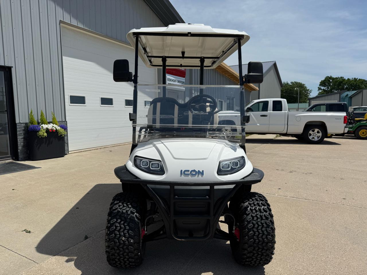 Icon i40L  2023