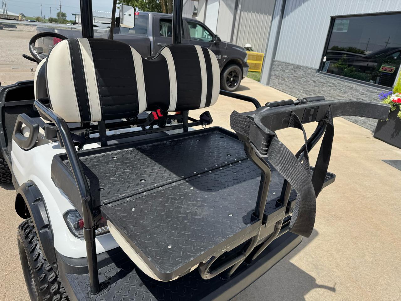 Icon i40L  2023
