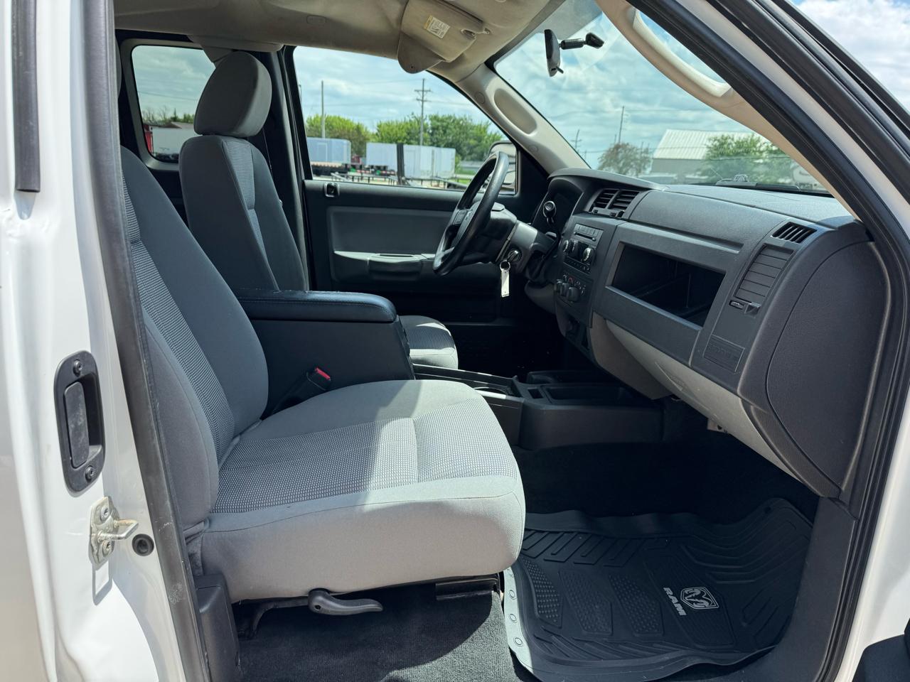 RAM Dakota 4WD Ext Cab Bighorn/Lonestar 2011