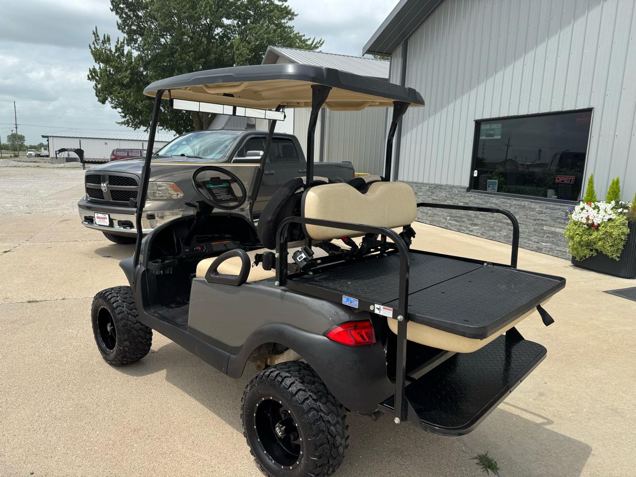 Club Car Precedent  2005