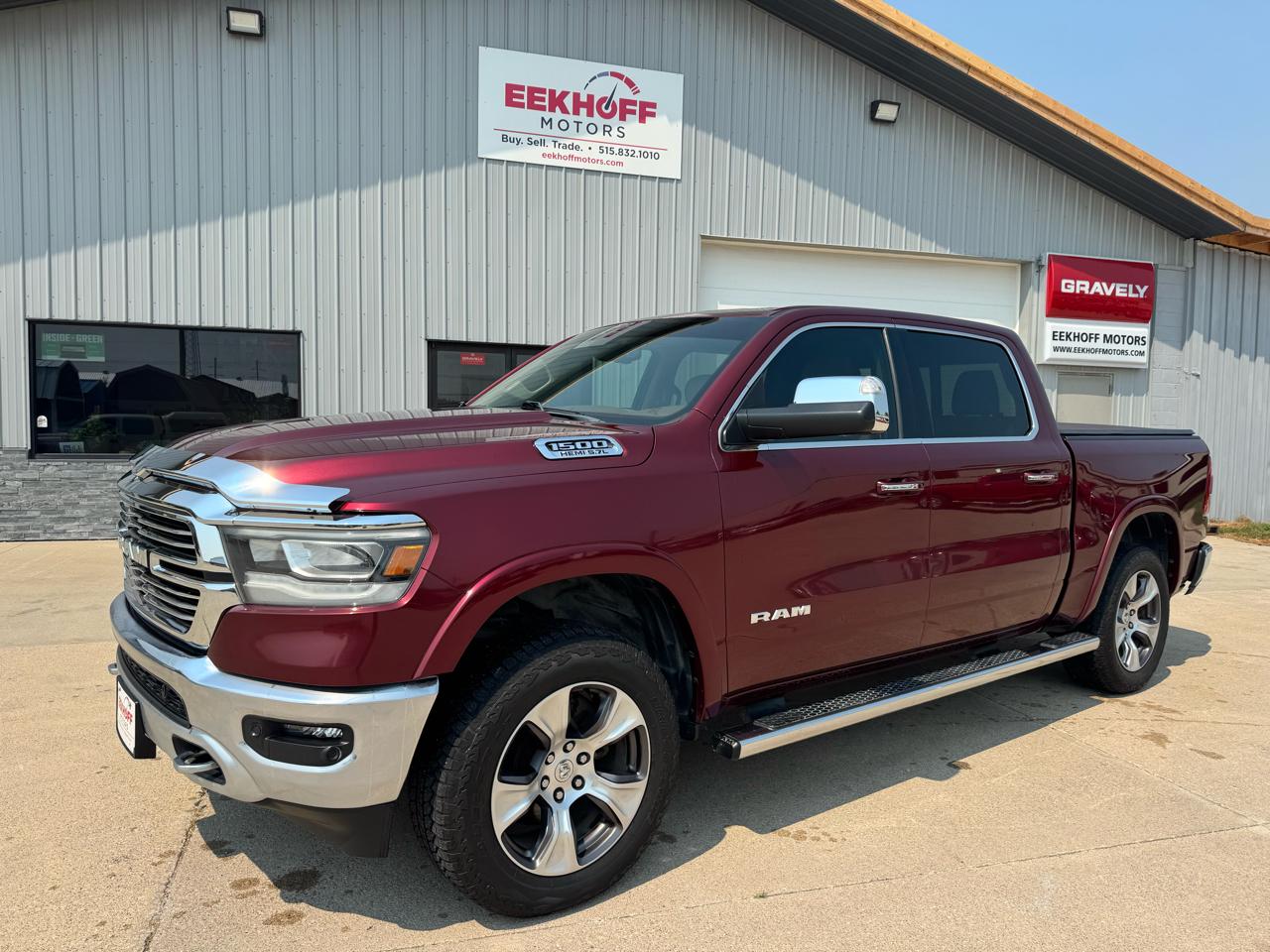 2020 RAM 1500 Laramie 4x4 Crew Cab 5'7" Box