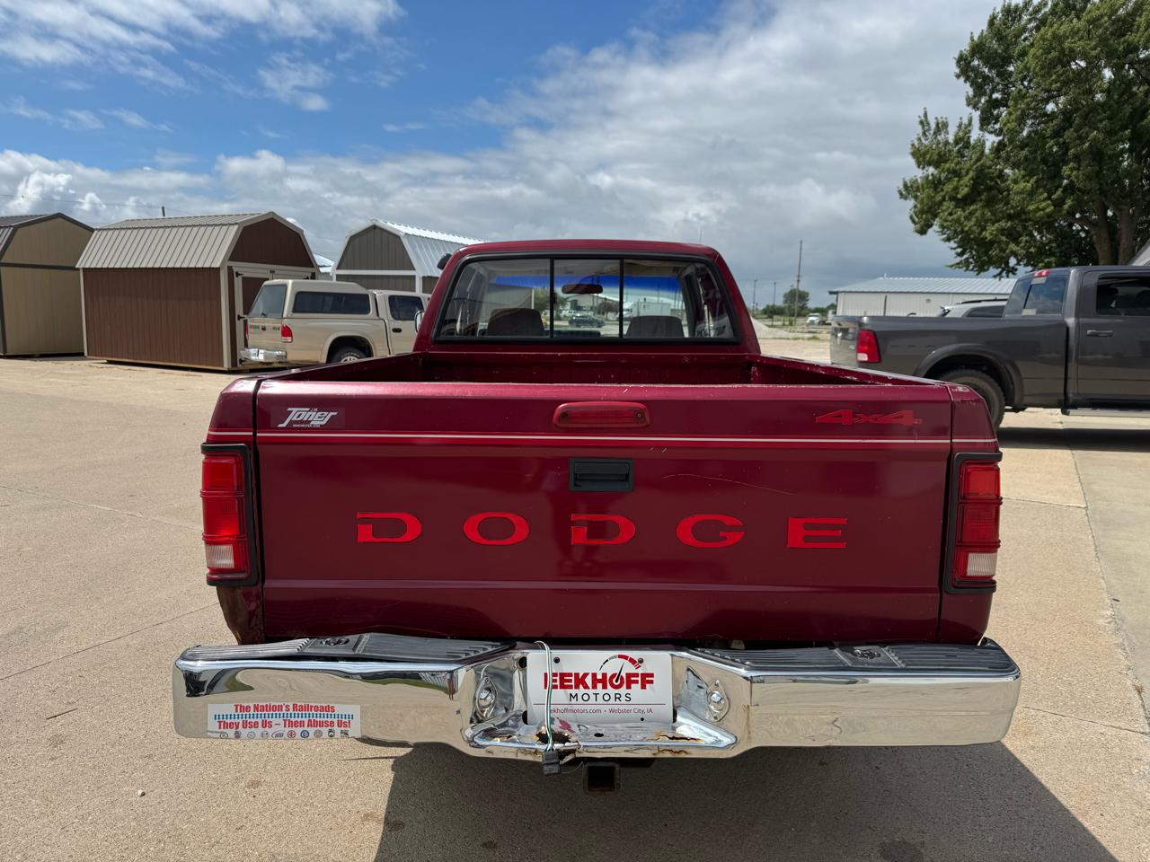 Dodge Dakota Club Cab 131" WB 4WD 1994