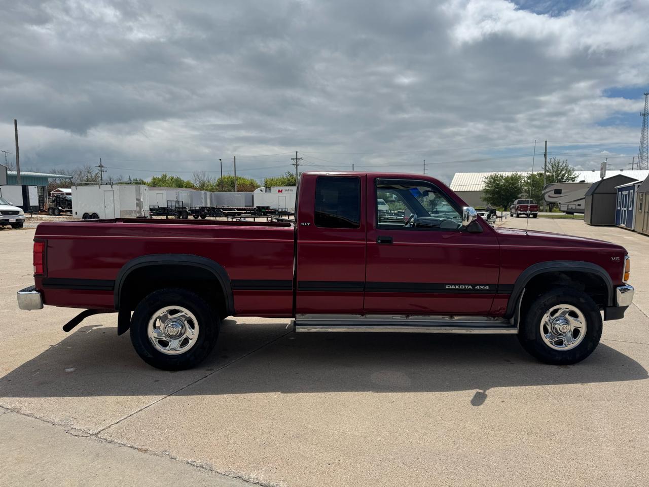 Dodge Dakota Club Cab 131" WB 4WD 1994
