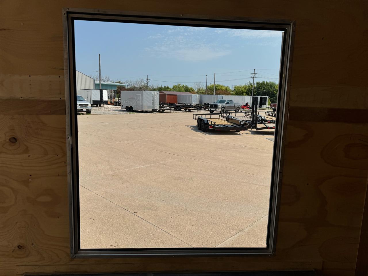 Interstate Trailer  2023
