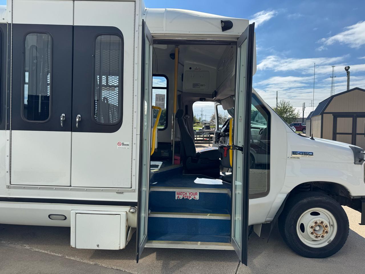 Ford E450  2010