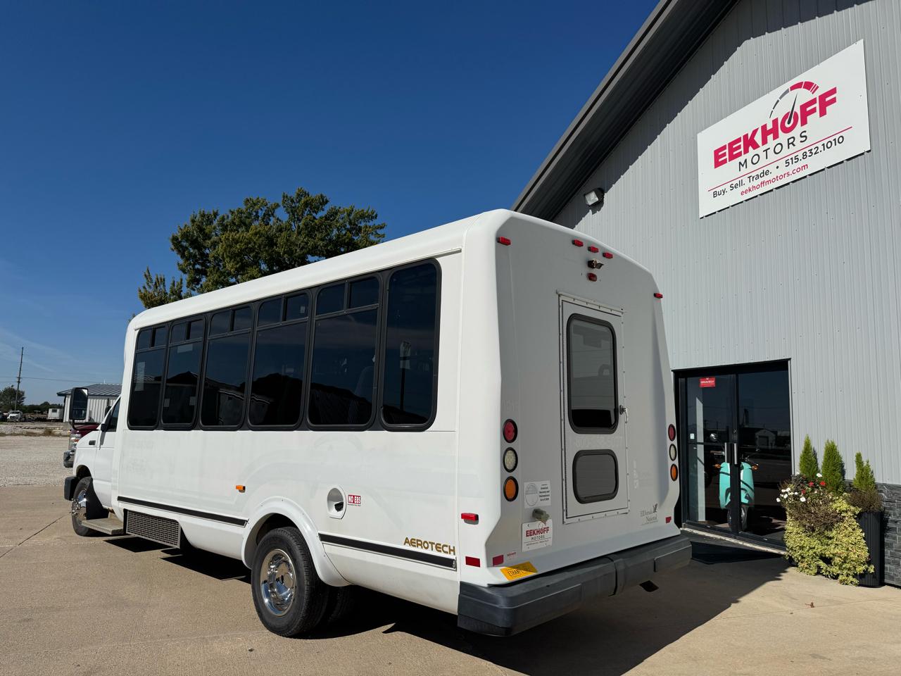 2010 Ford Econoline - Photo 4