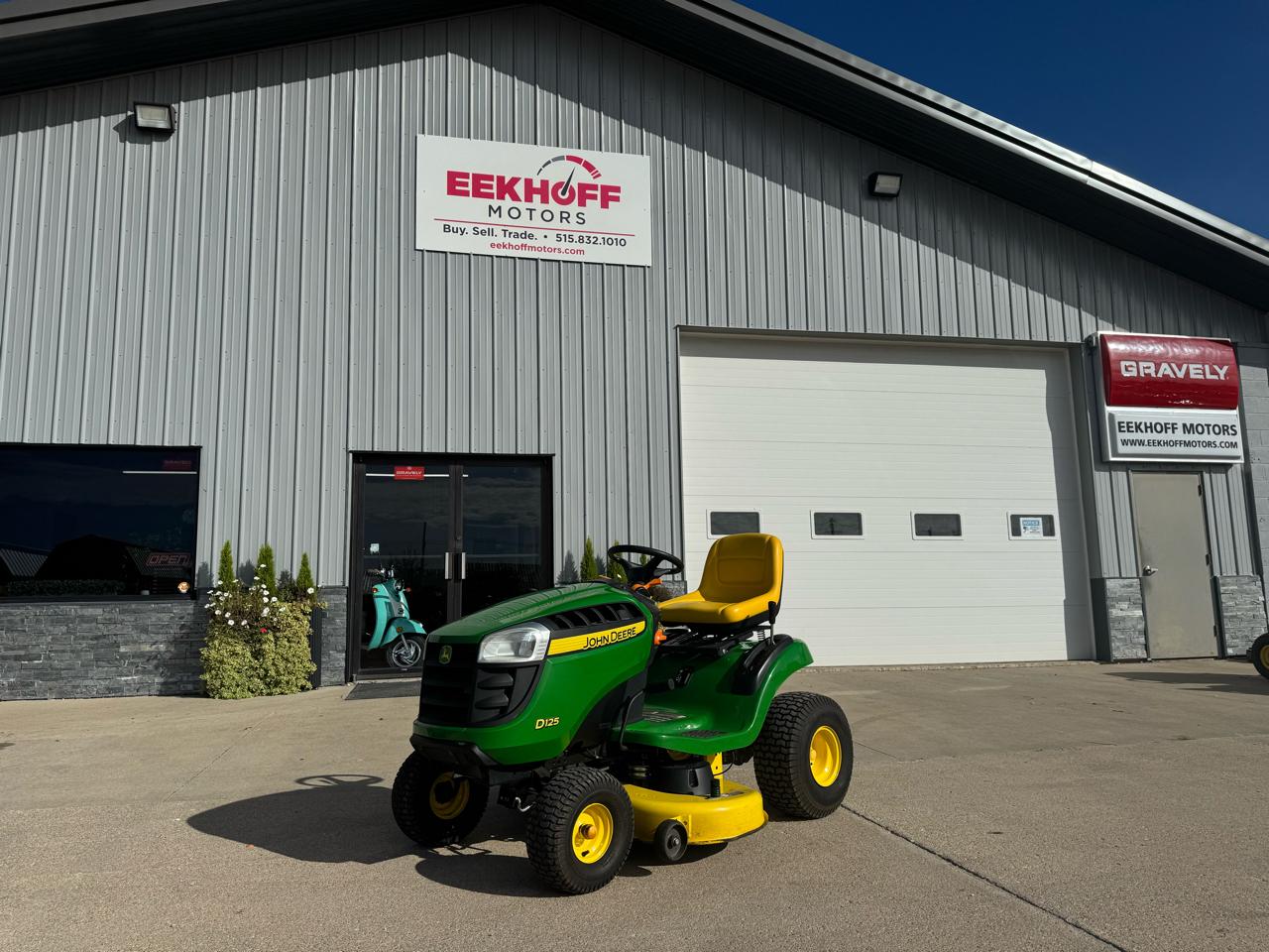 Grumman Olson Deere Mower D125 photo 2