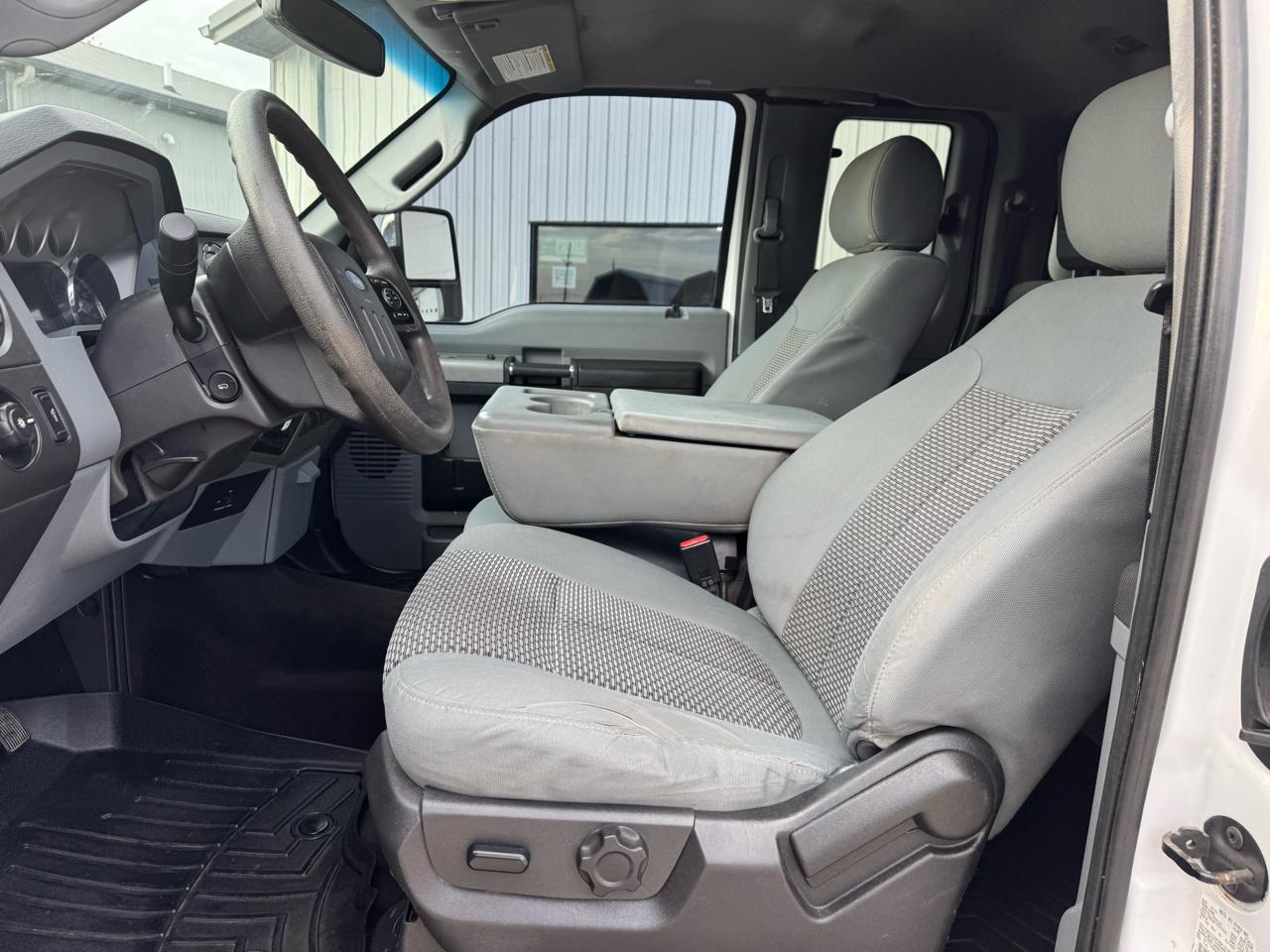 Ford Super Duty F-250 SRW 4WD SuperCab 142" XLT 2016