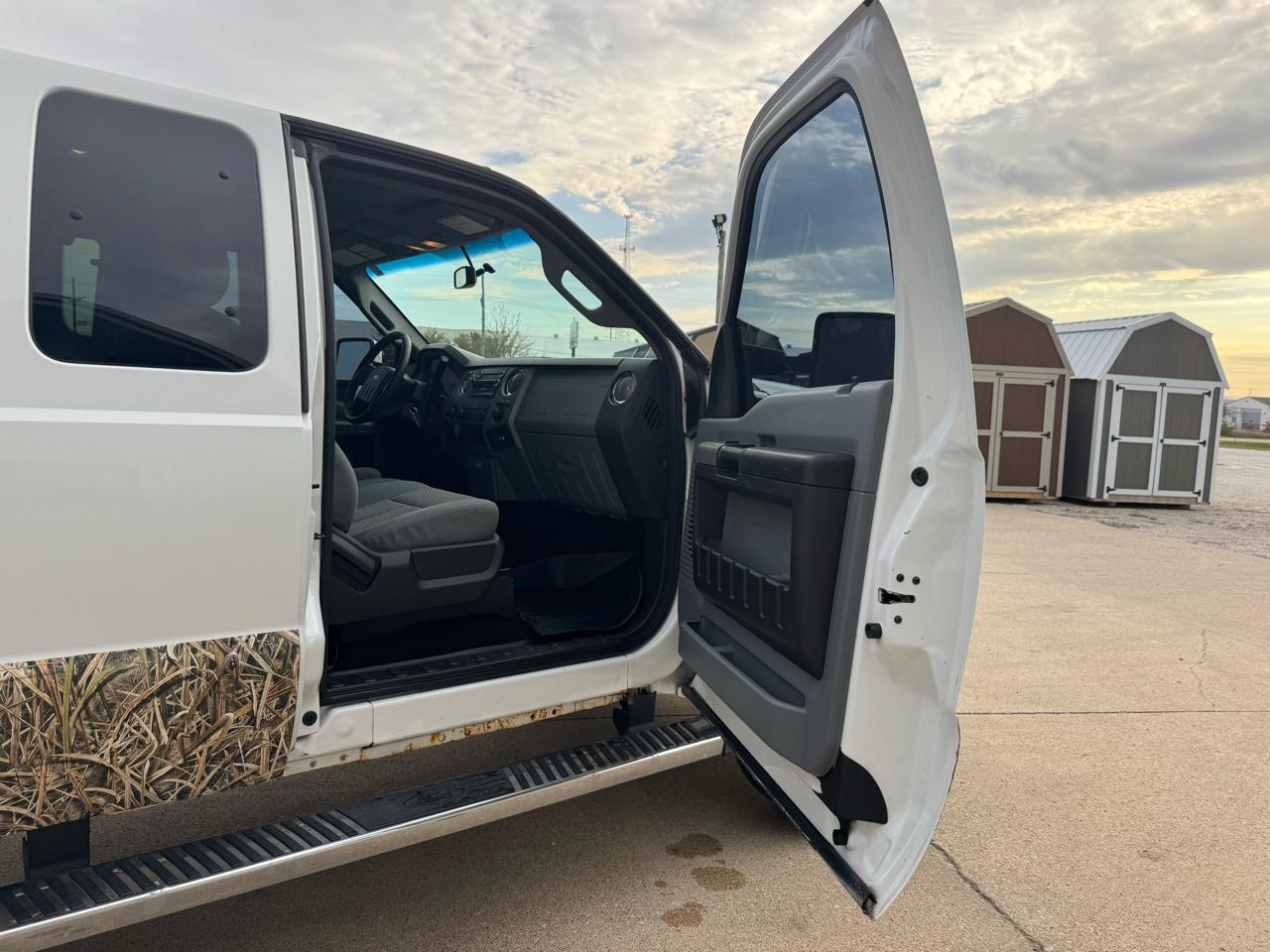 Ford Super Duty F-250 SRW 4WD SuperCab 142" XLT 2016