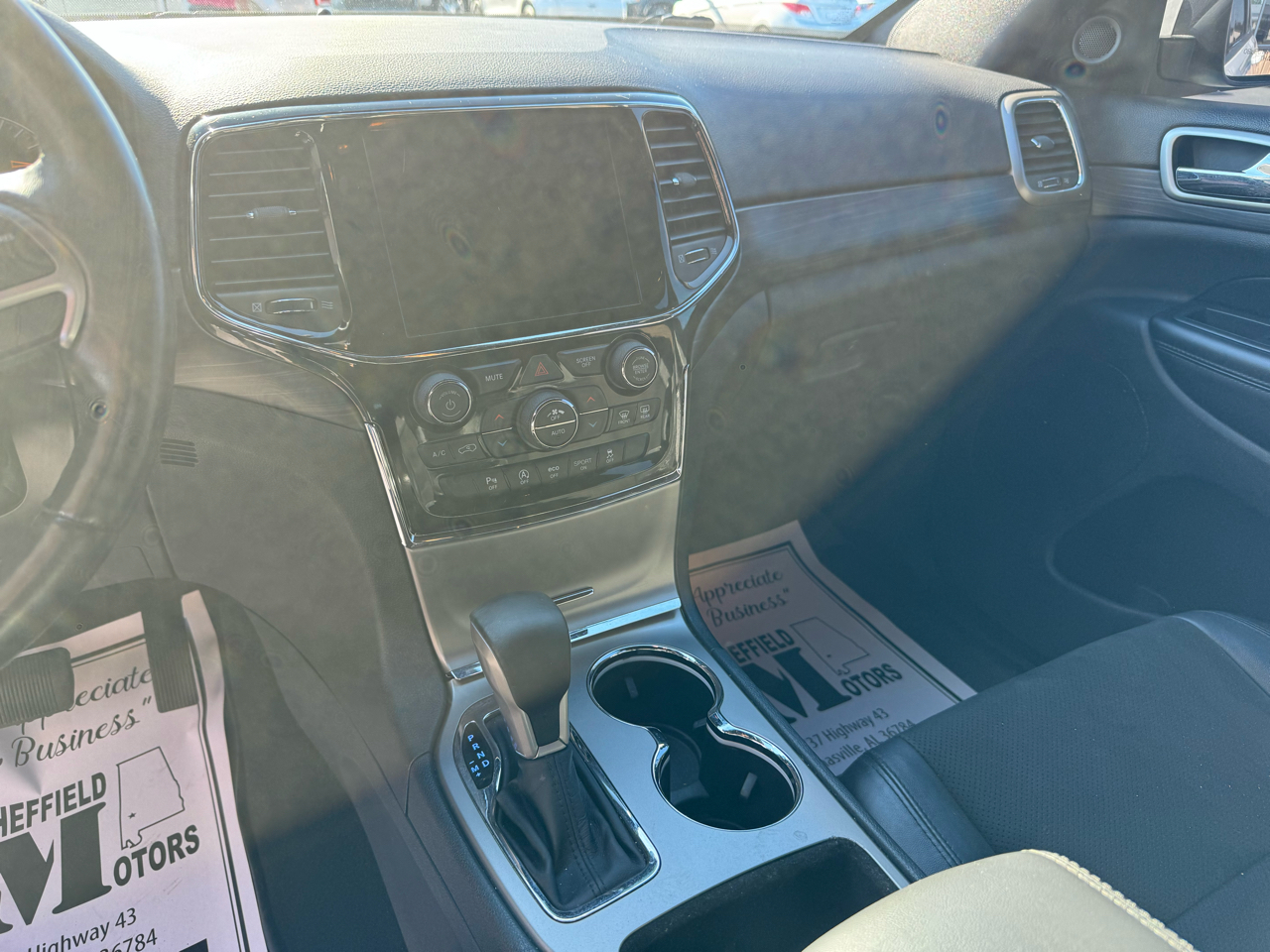 Jeep Grand Cherokee Laredo 2WD 2019 Jeep Grand Cherokee Laredo 2WD 2019