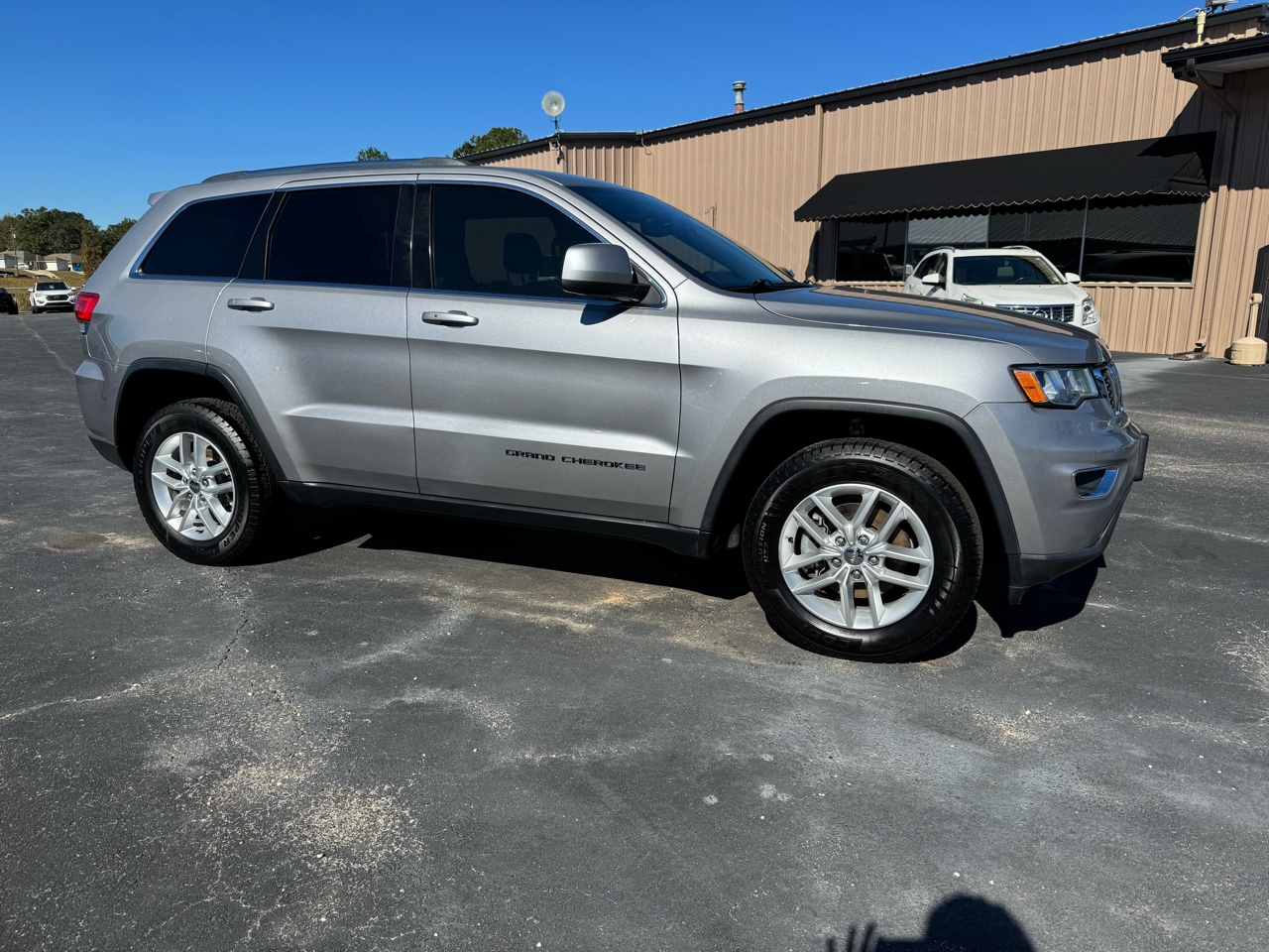 2017 Jeep Grand Cherokee Laredo 4WD
