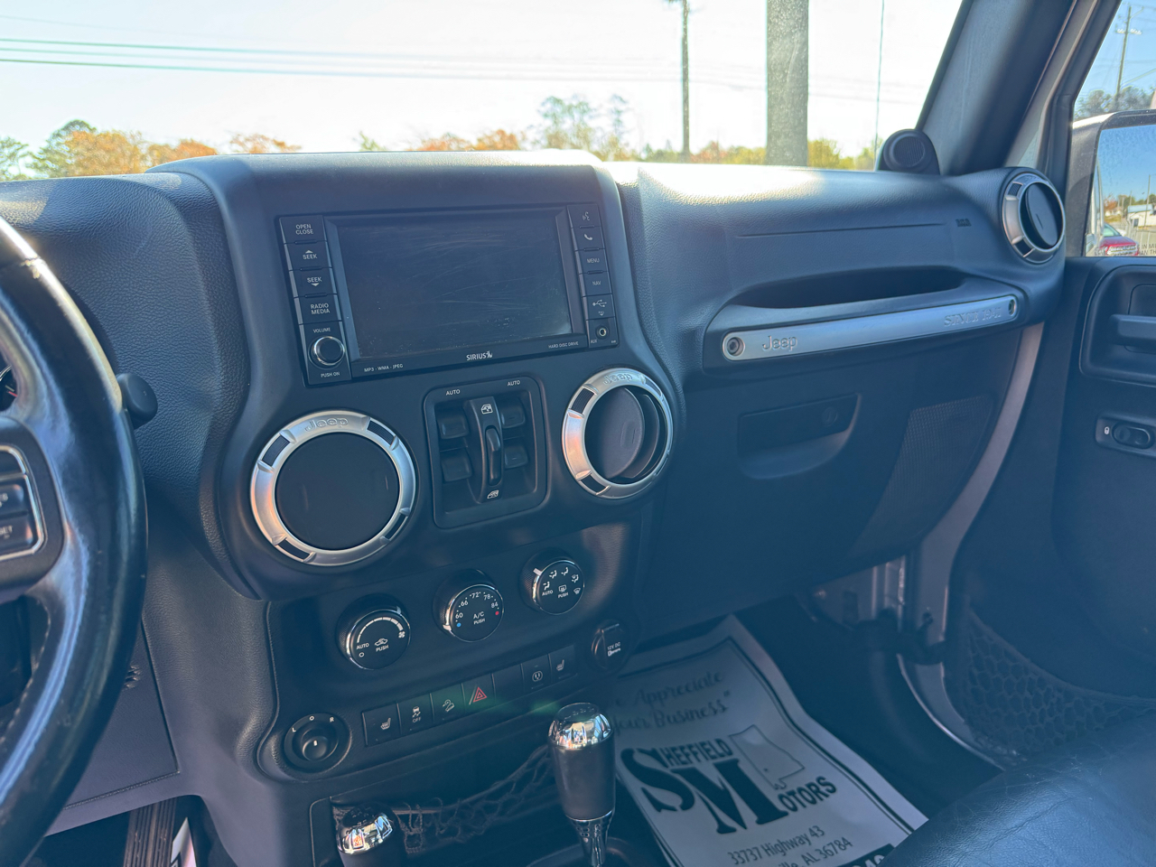 Jeep Wrangler Unlimited Sahara 4WD 2013