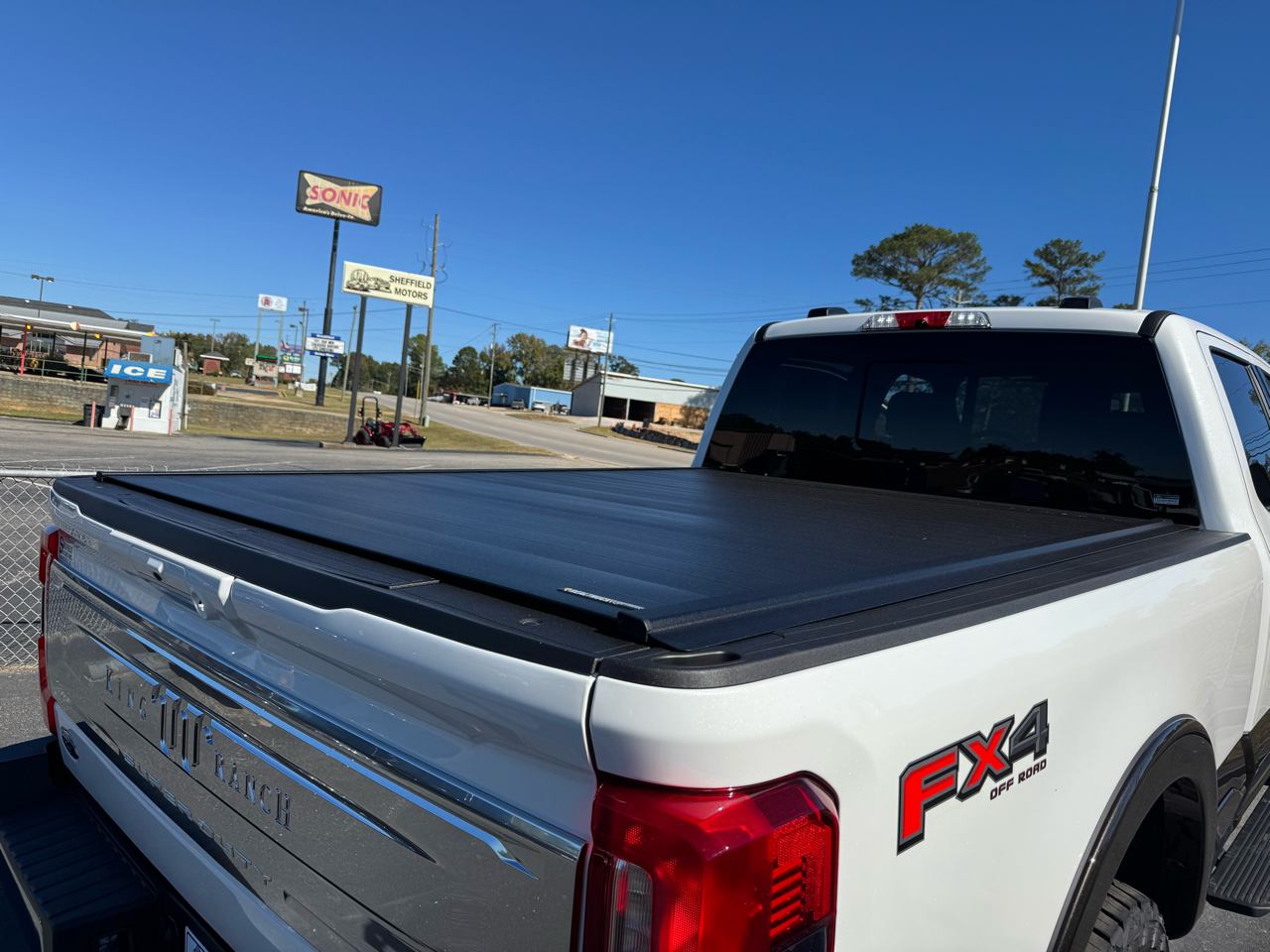 Ford F-250 SD Platinum Crew Cab 4WD 2024