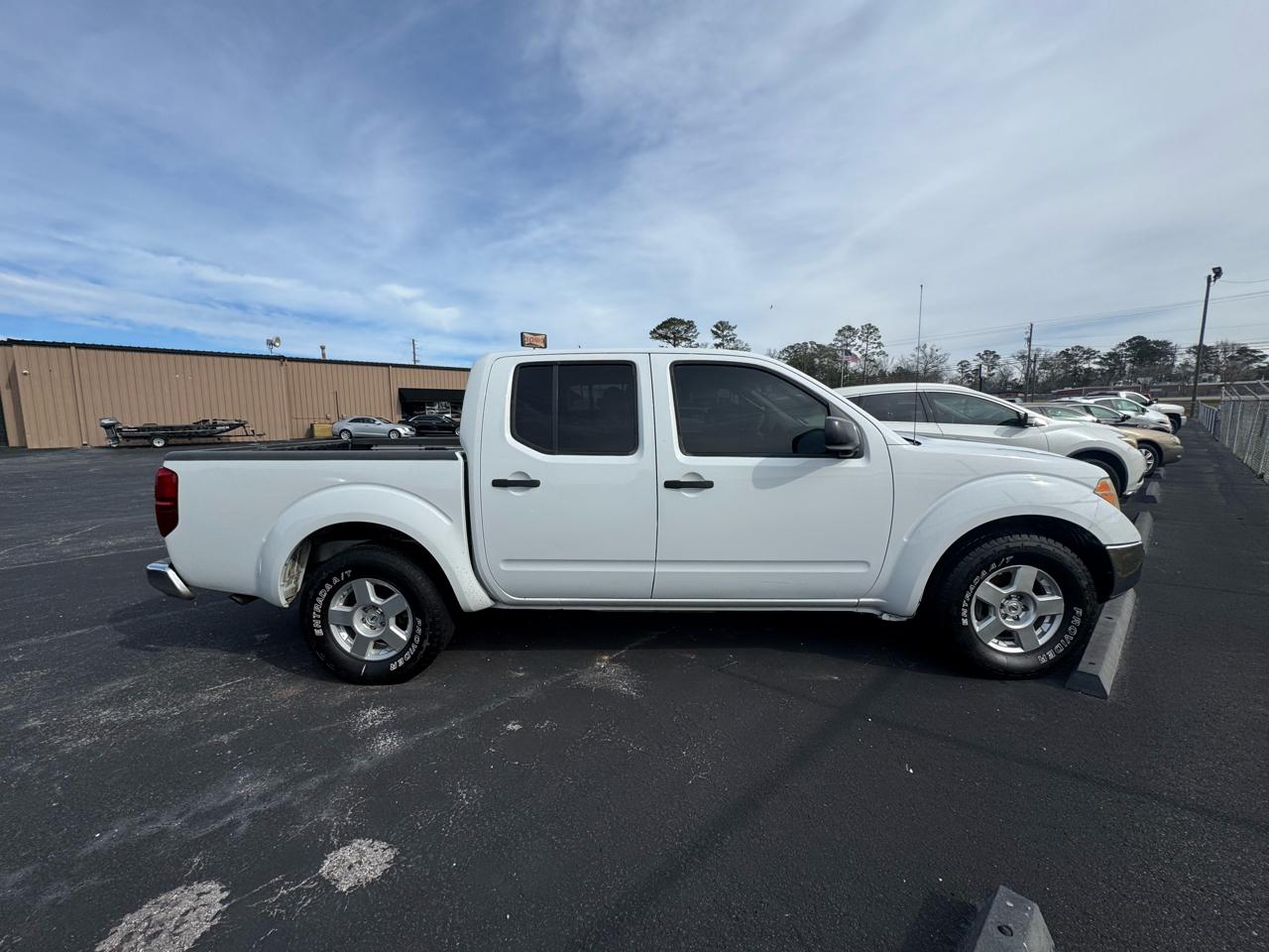 Nissan Frontier LE Crew Cab 2WD 2007
