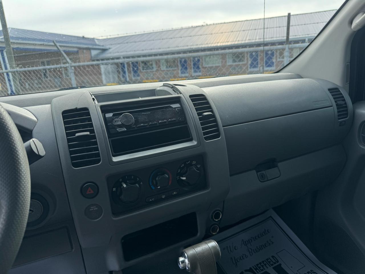 Nissan Frontier LE Crew Cab 2WD 2007