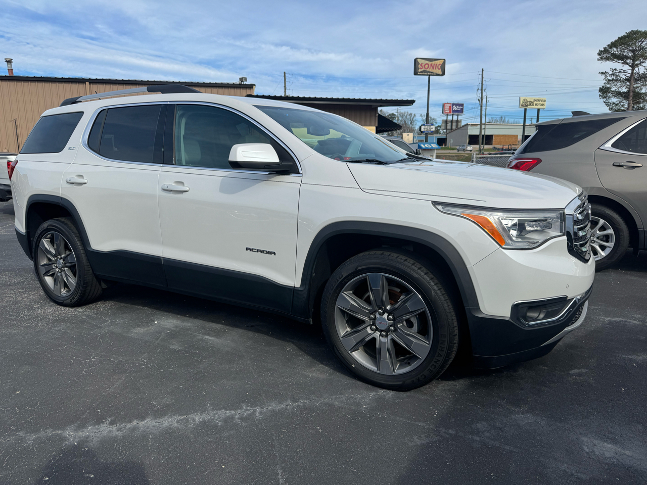 2017 GMC Acadia SLT-2 FWD