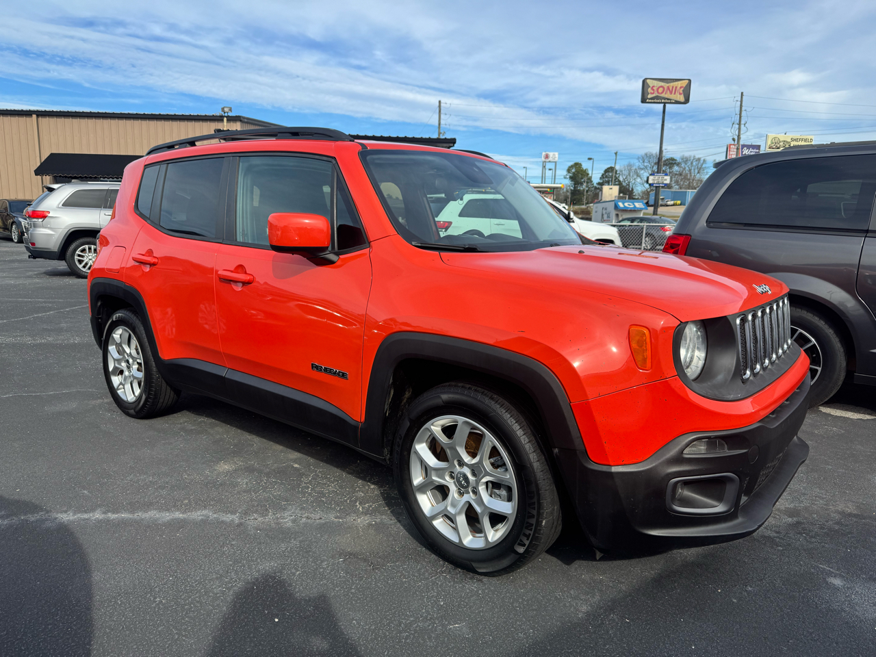 2015 Jeep Renegade Latitude's photo