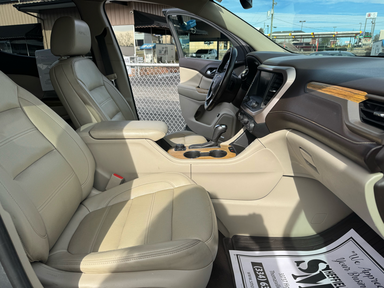 GMC Acadia Denali 2017