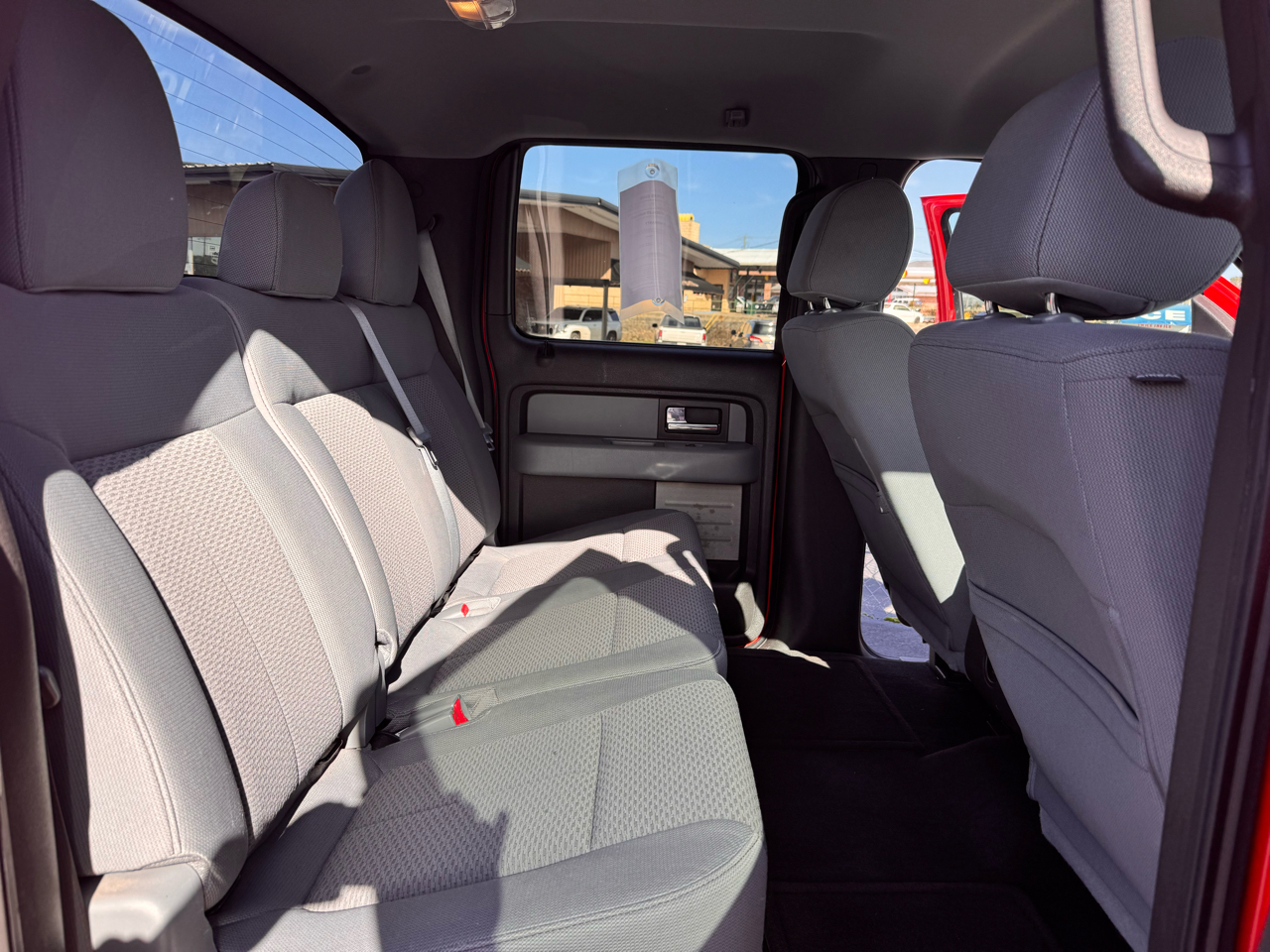 Ford F-150 XL SuperCrew 5.5-ft. Bed 2WD 2012