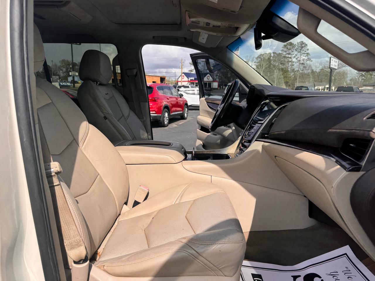 Cadillac Escalade Luxury 4WD 2015