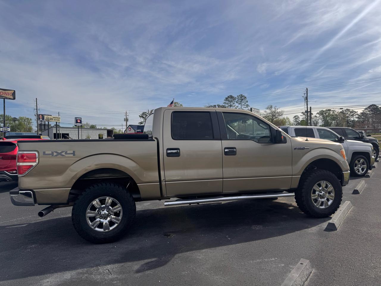 Ford F-150 XL SuperCrew 6.5-ft. Bed 4WD 2011