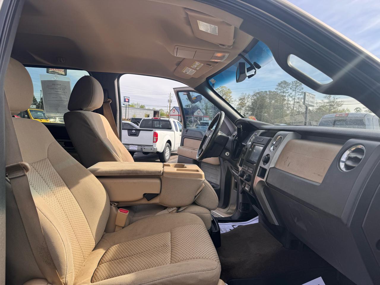 Ford F-150 XL SuperCrew 6.5-ft. Bed 4WD 2011