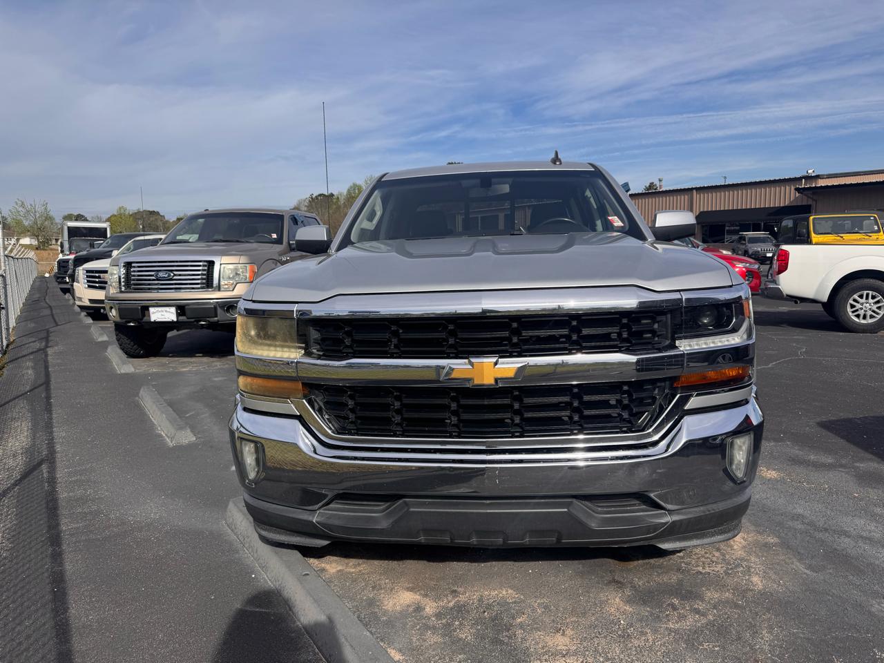 Chevrolet Silverado 1500 LT Crew Cab 2WD 2017