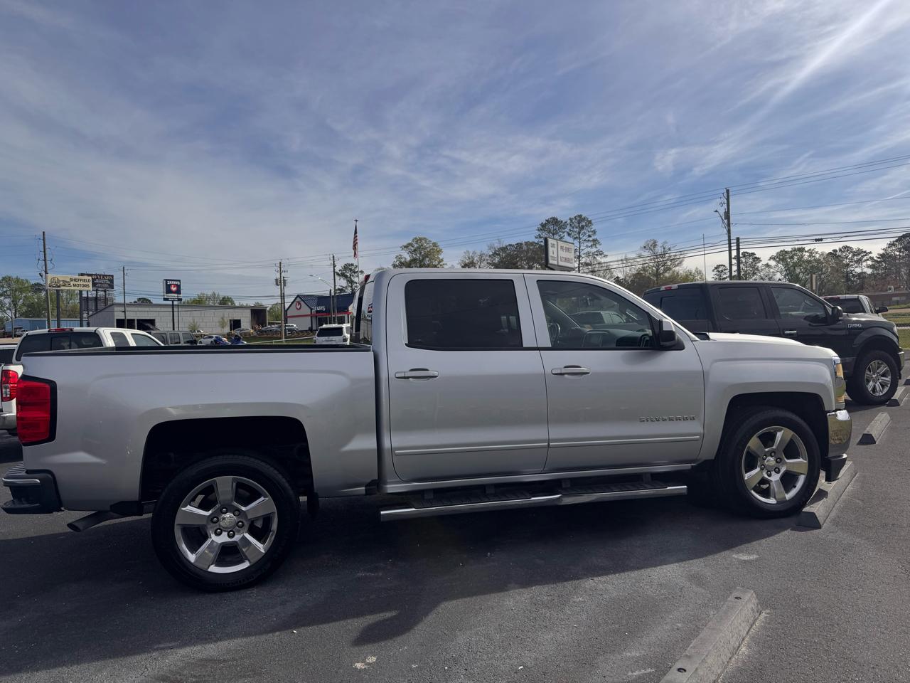 Chevrolet Silverado 1500 LT Crew Cab 2WD 2017