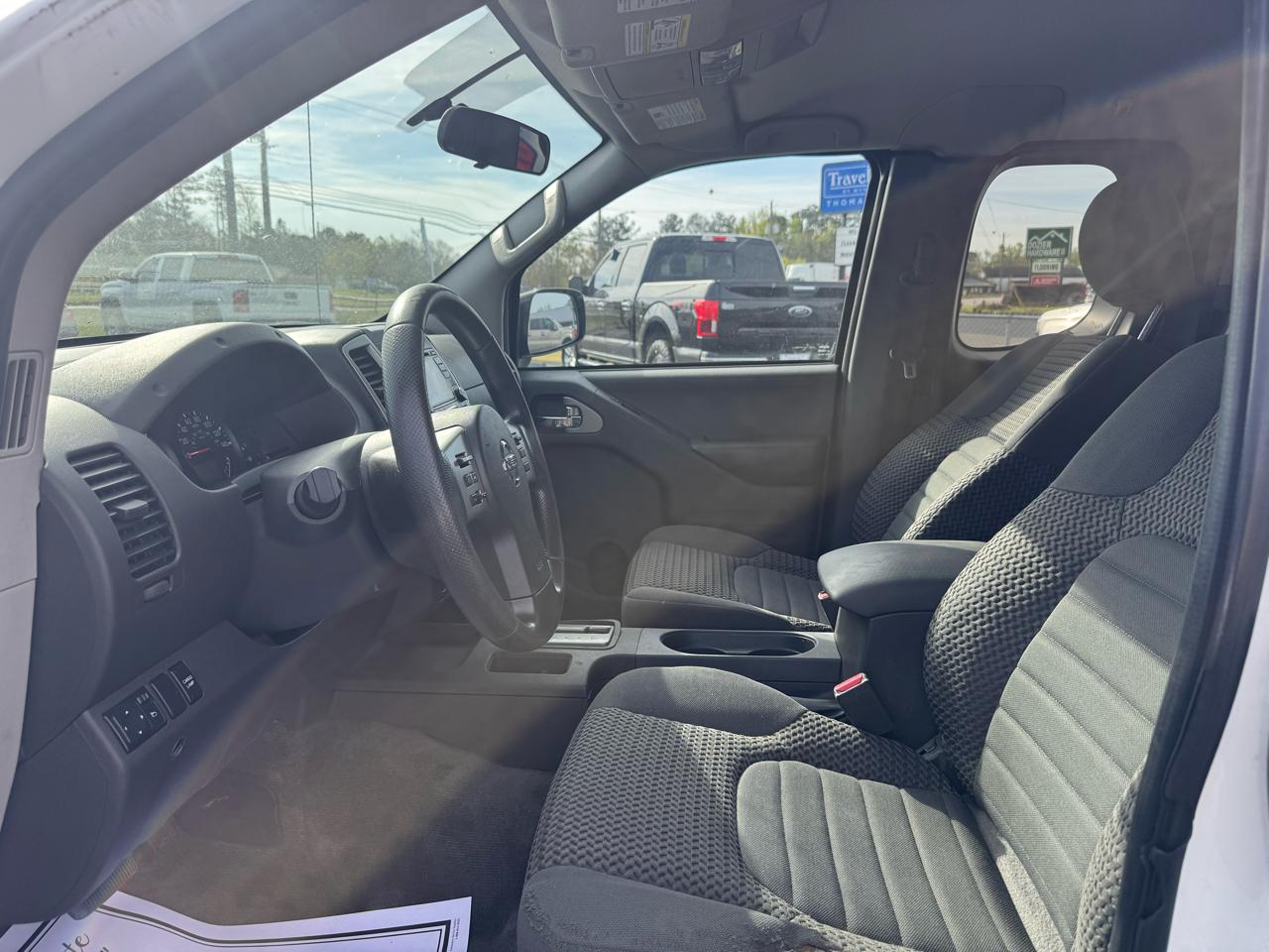 Nissan Frontier S King Cab I4 5AT 2WD 2018