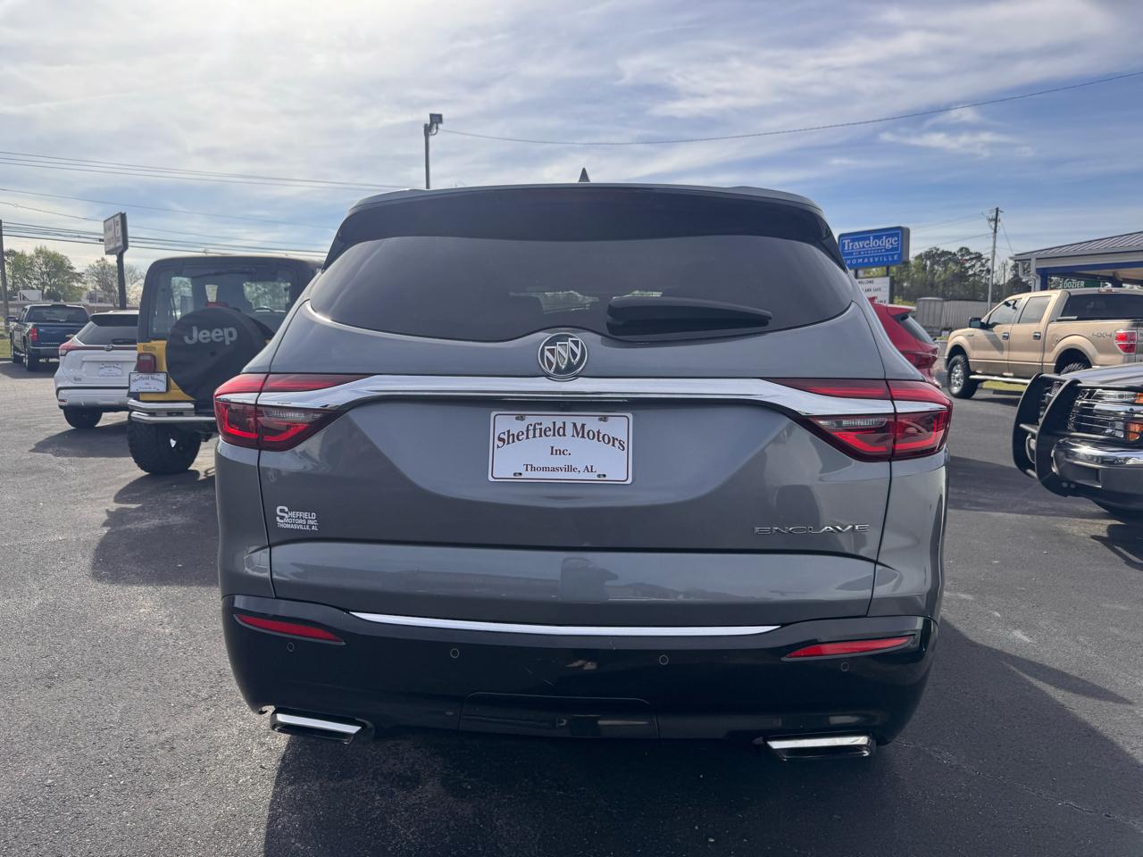 Buick Enclave Essence FWD 2019