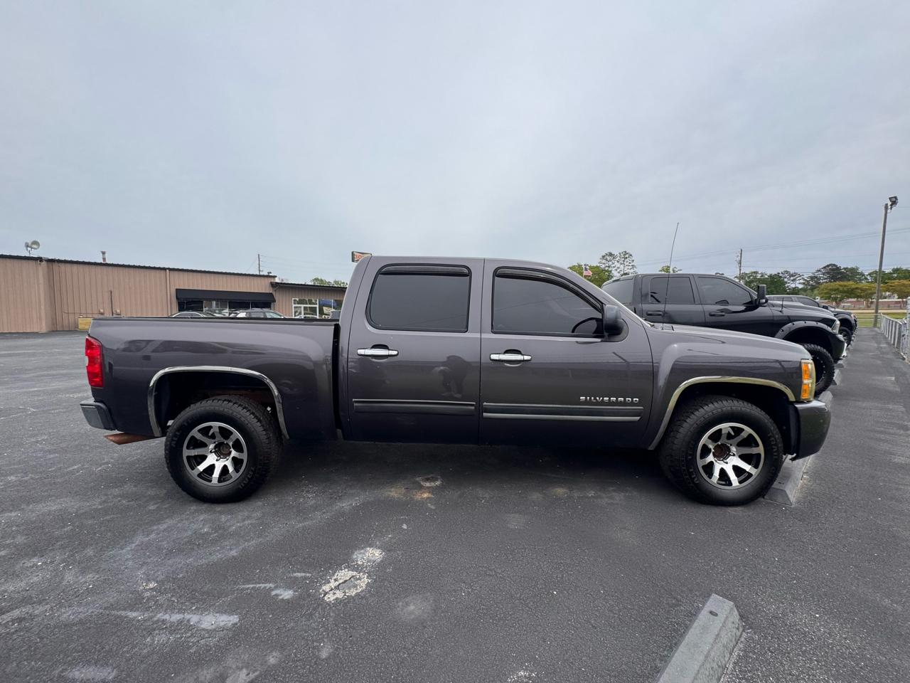 Chevrolet Silverado 1500 2WD Crew Cab 143.5" LT 2010