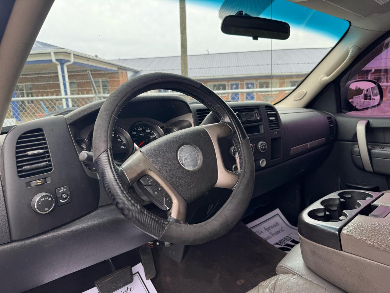 Chevrolet Silverado 1500 2WD Crew Cab 143.5" LT 2010