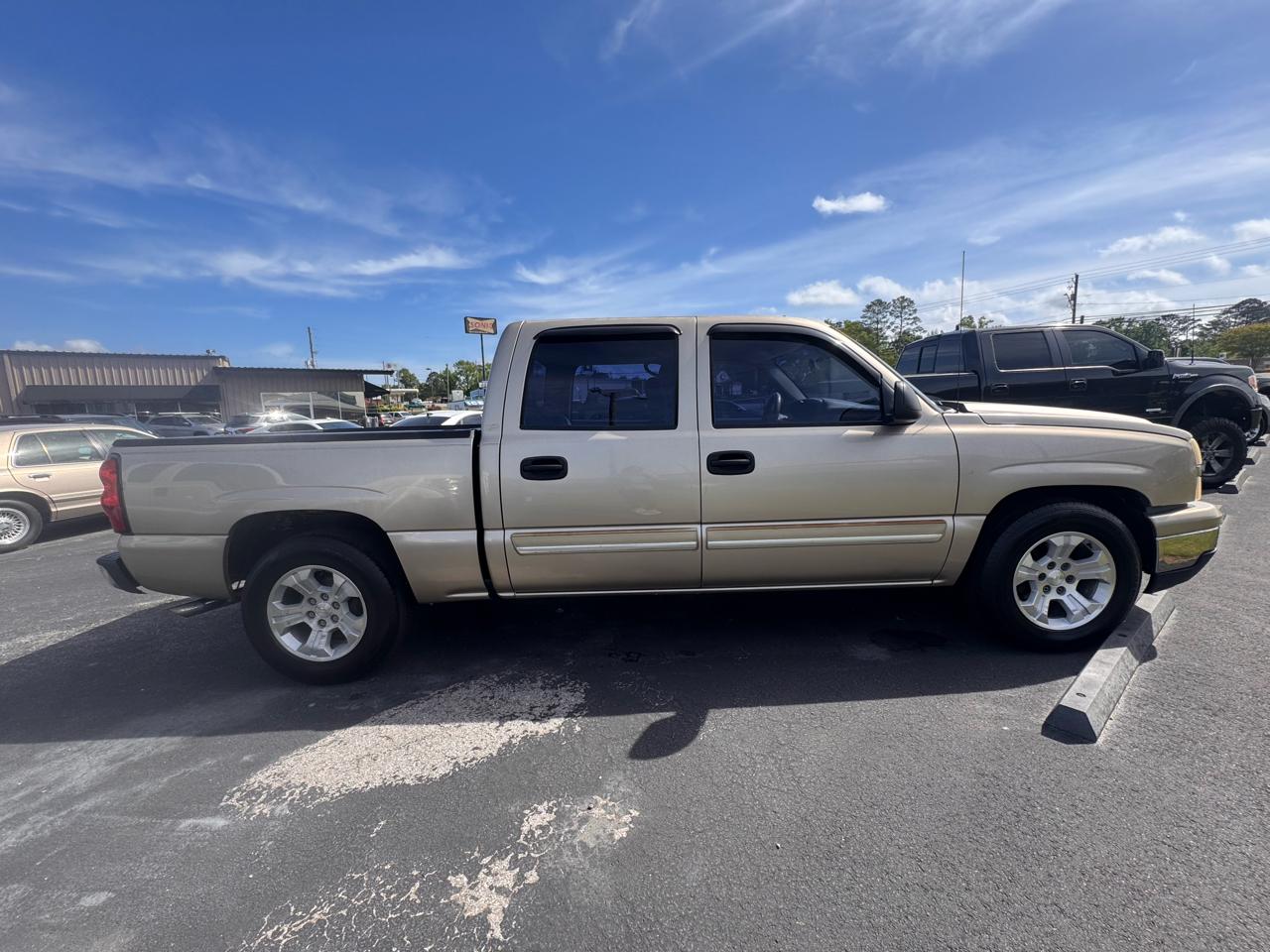 Chevrolet Silverado 1500 Crew Cab 143.5" WB 2WD LS 2006