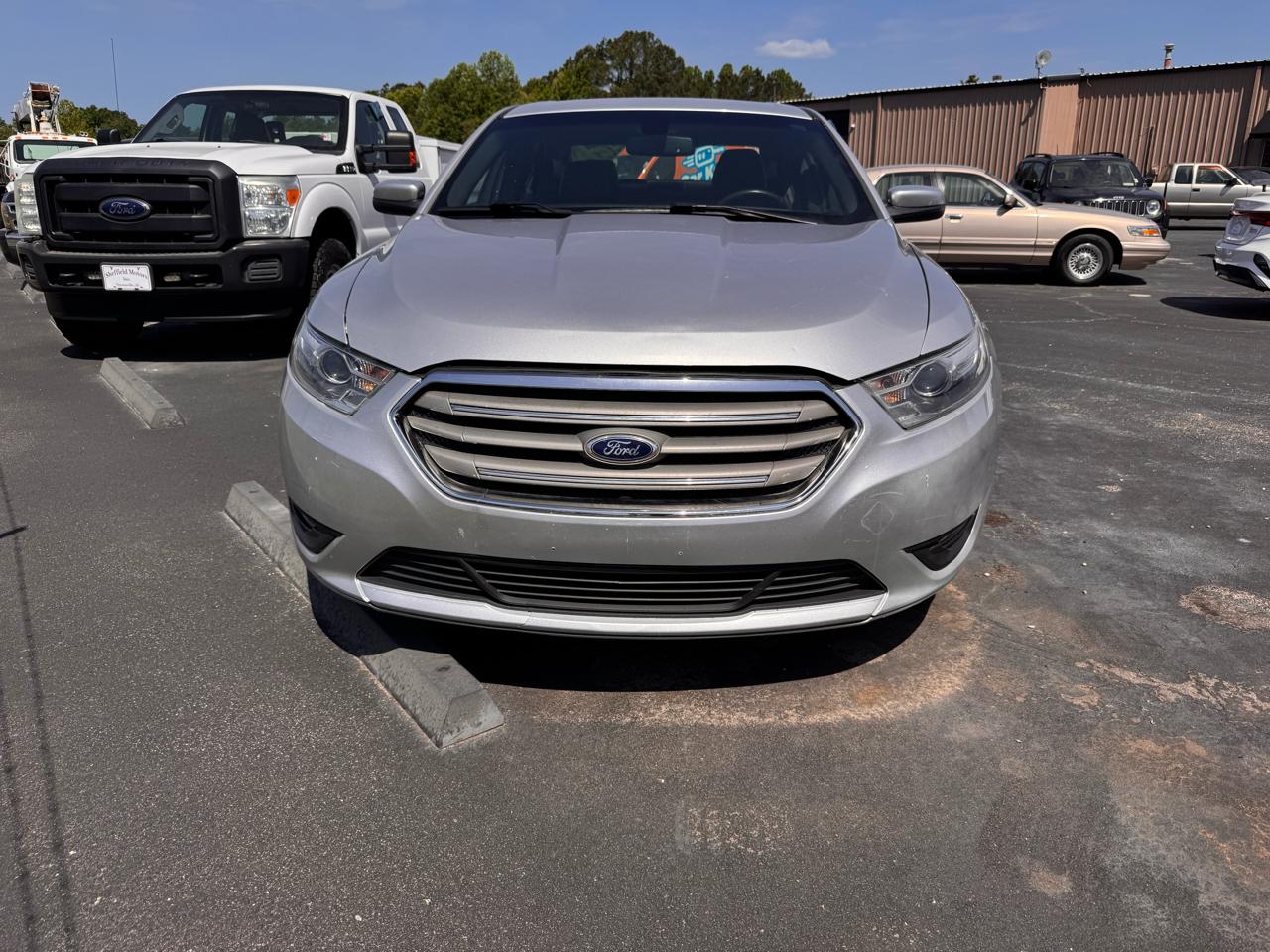 Ford Taurus 4dr Sdn SEL FWD 2014