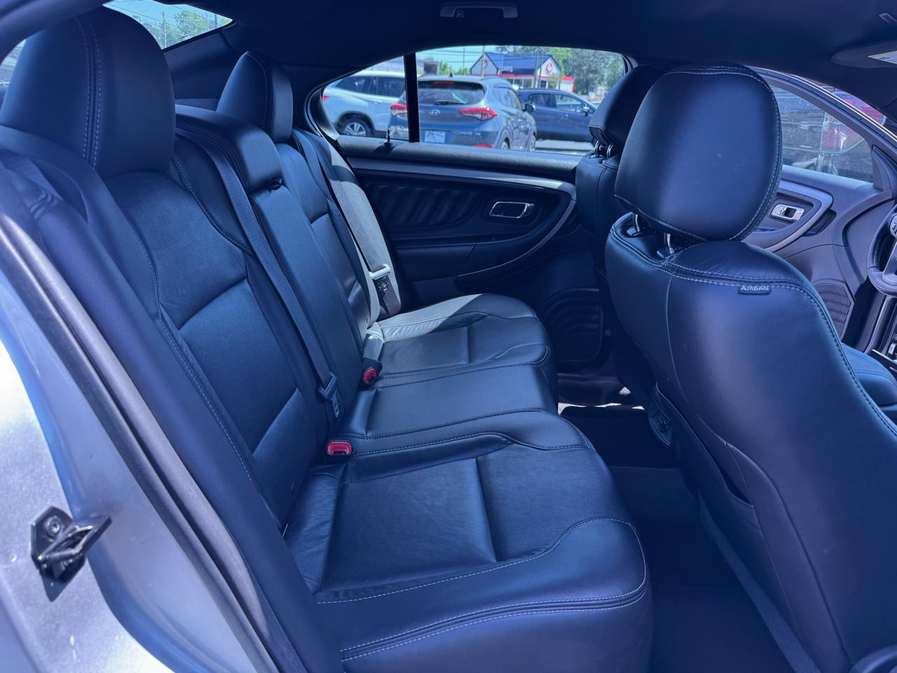 Ford Taurus 4dr Sdn SEL FWD 2014