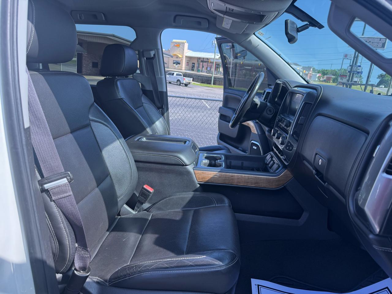 Chevrolet Silverado 1500 4WD Crew Cab 143.5" LTZ w/1LZ 2015