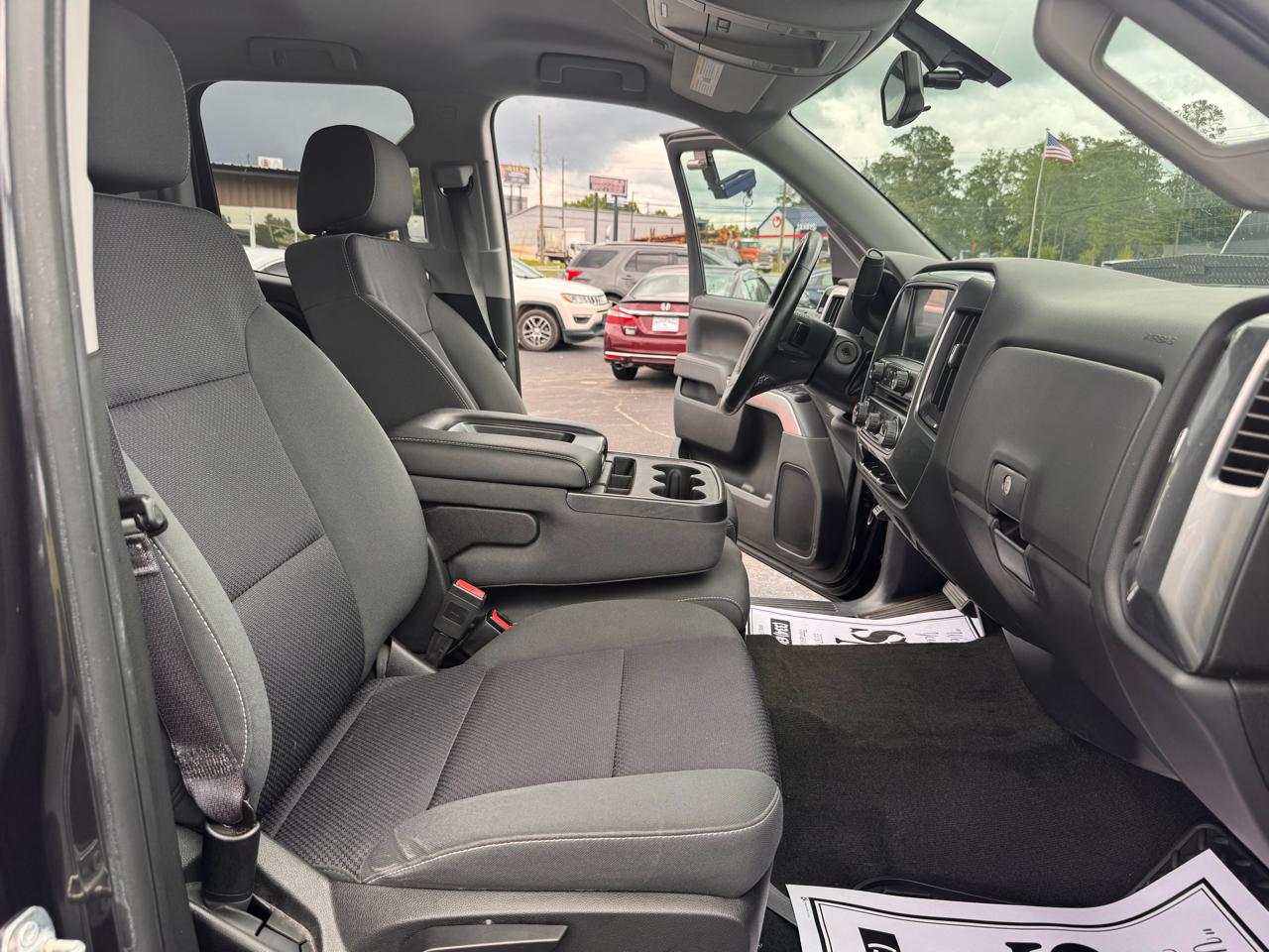 Chevrolet Silverado 1500 2WD Double Cab 143.5" LT w/1LT 2015