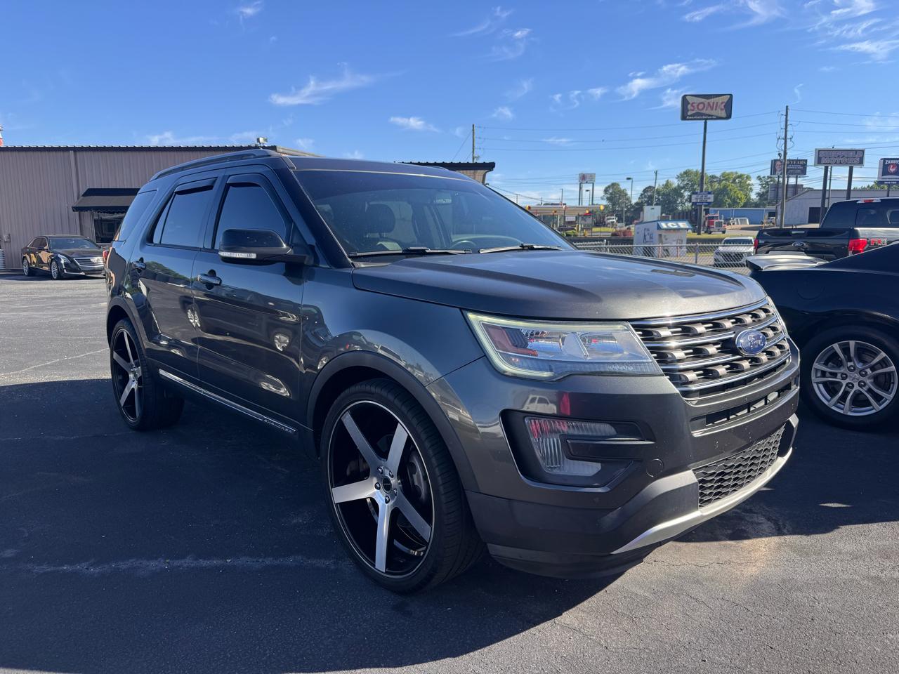 Ford Explorer XLT 4WD 2017