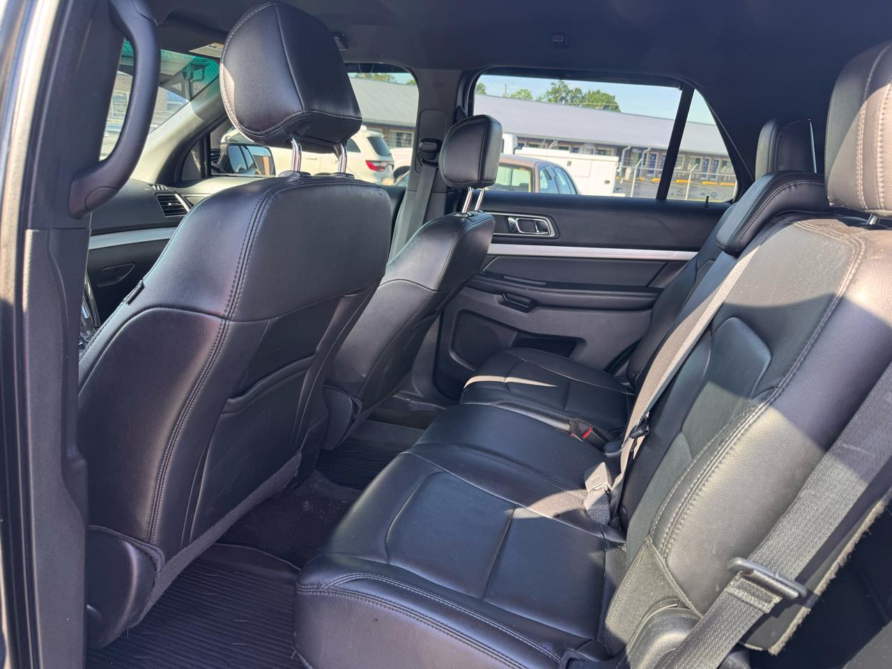 Ford Explorer XLT 4WD 2017