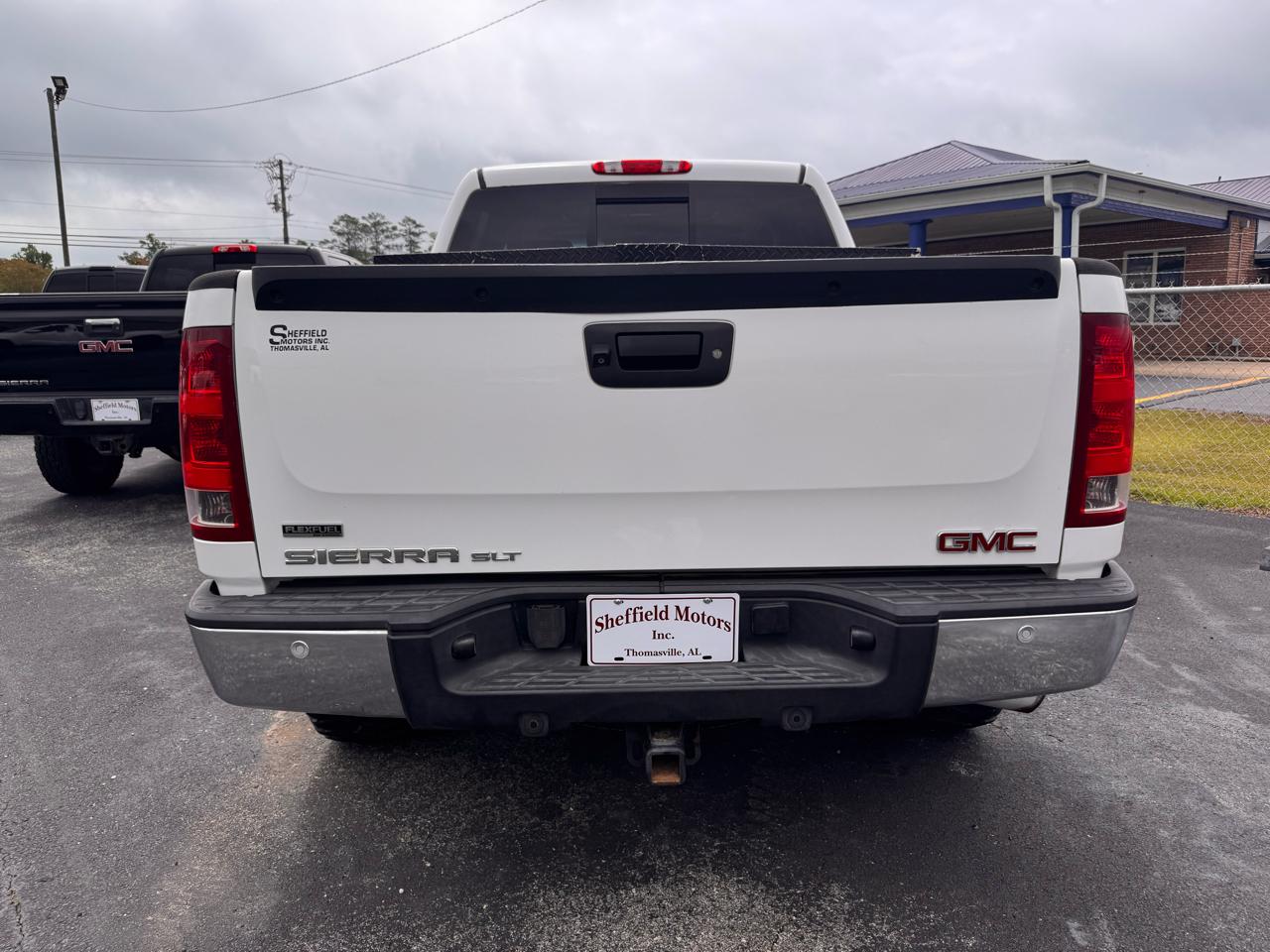 GMC Sierra 1500 4WD Crew Cab 143.5" SLT 2011