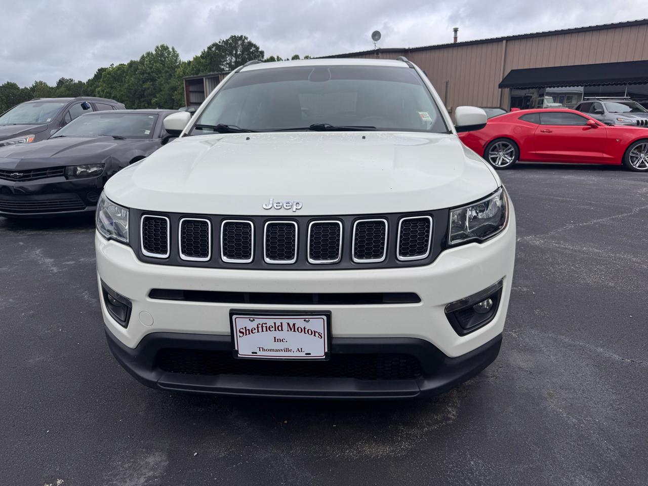 Jeep Compass Latitude w/Sun/Wheel Pkg FWD *Ltd Avail* 2020