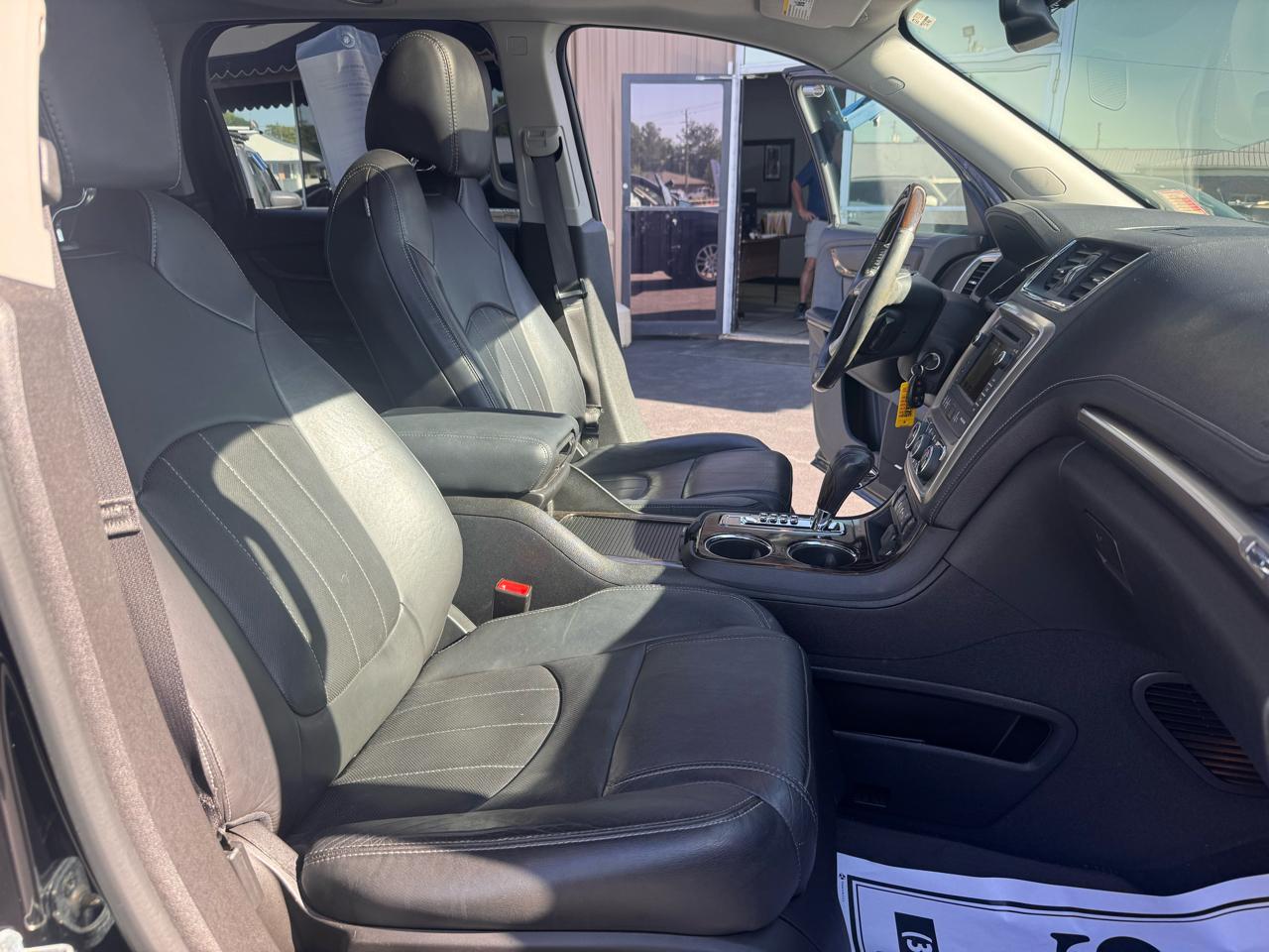 GMC Acadia AWD 4dr Denali 2016
