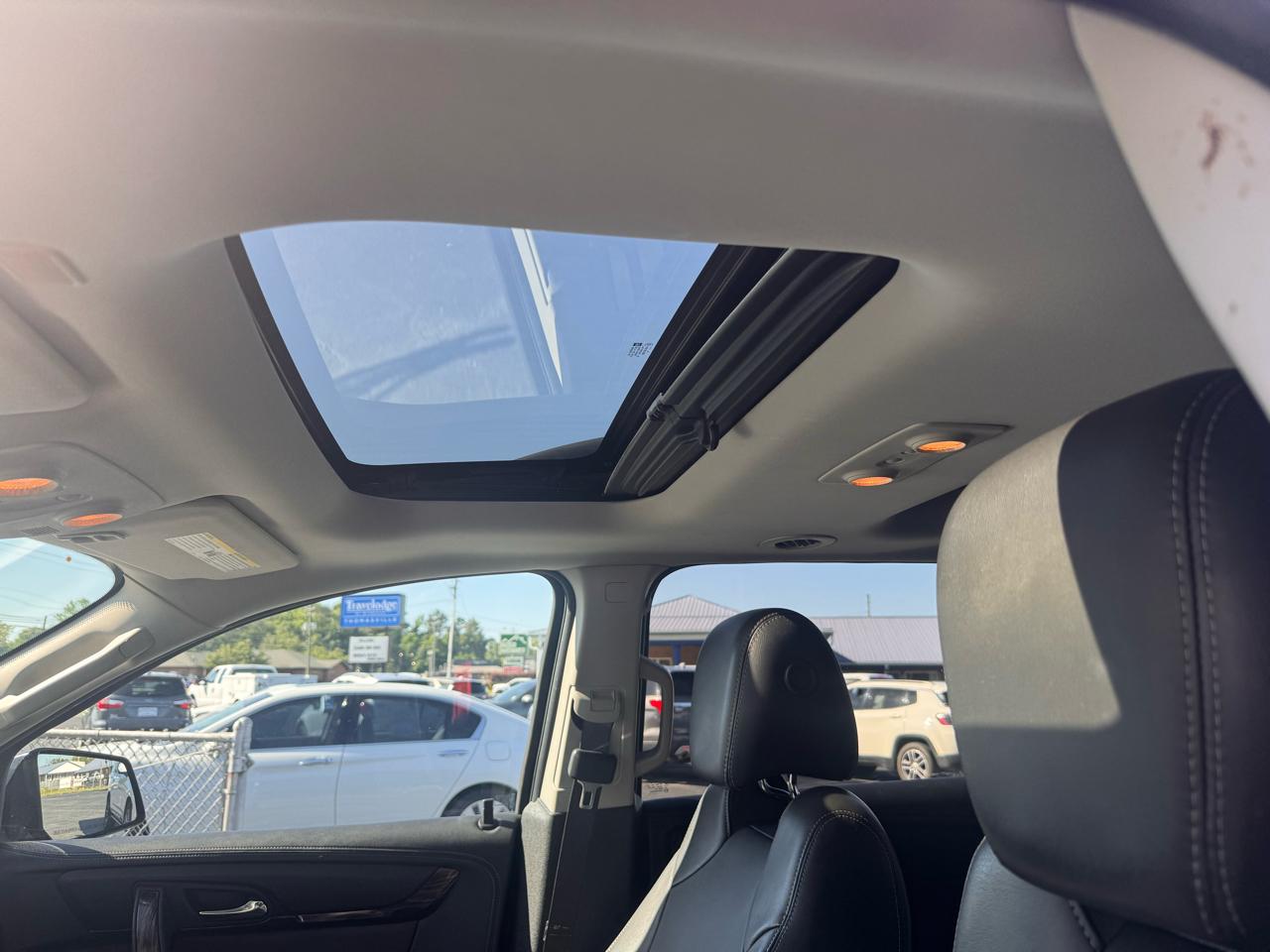 GMC Acadia AWD 4dr Denali 2016