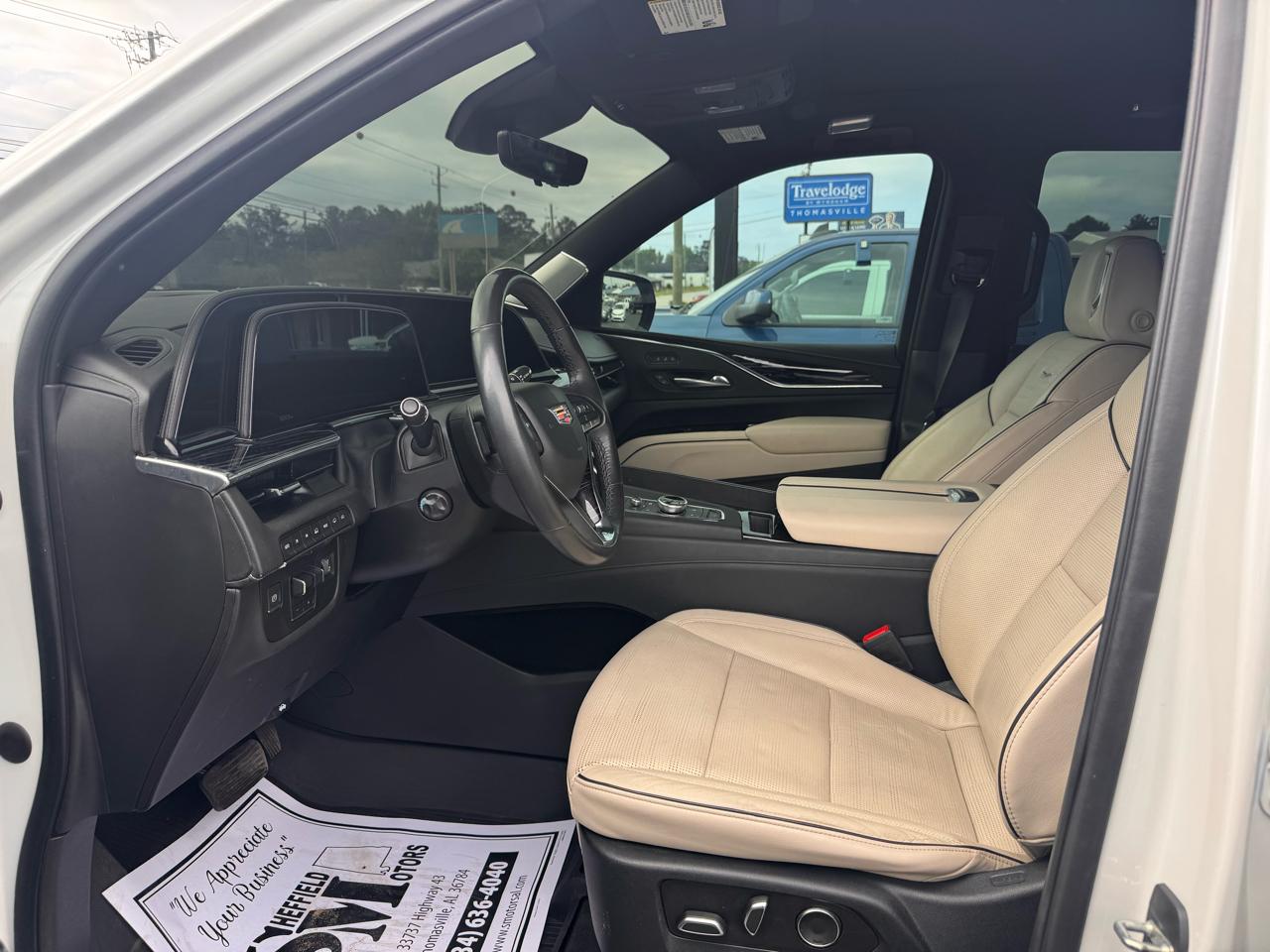 Cadillac Escalade 4WD 4dr Sport 2021